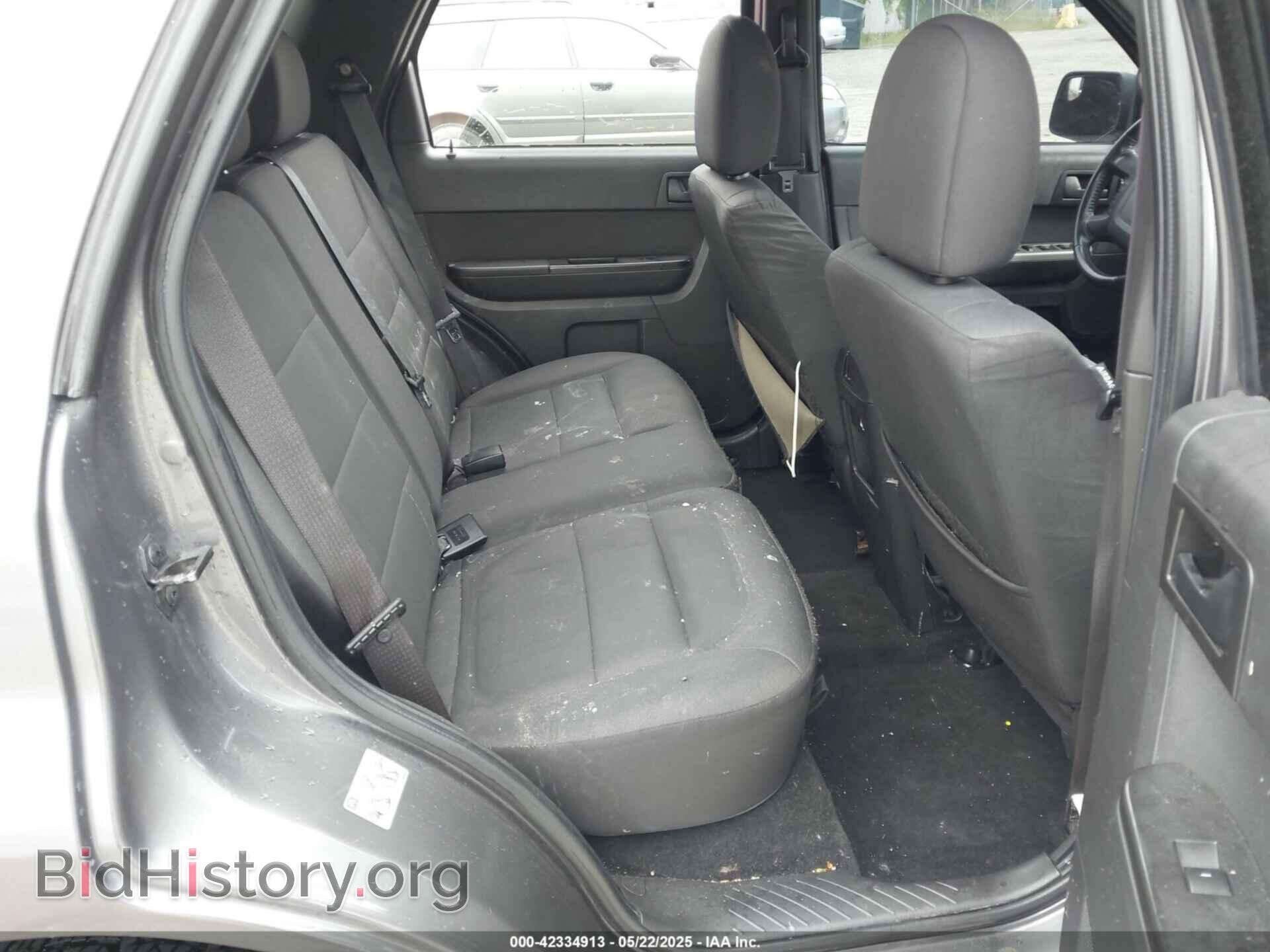 2011 FORD ESCAPE - VIN: 1FMCU9D71BKB34290 - Photo 8