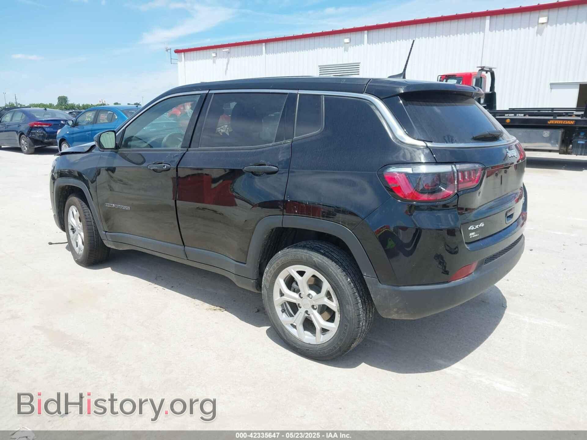2024 JEEP COMPASS - VIN: 3C4NJDAN5RT105556 - Фото 3