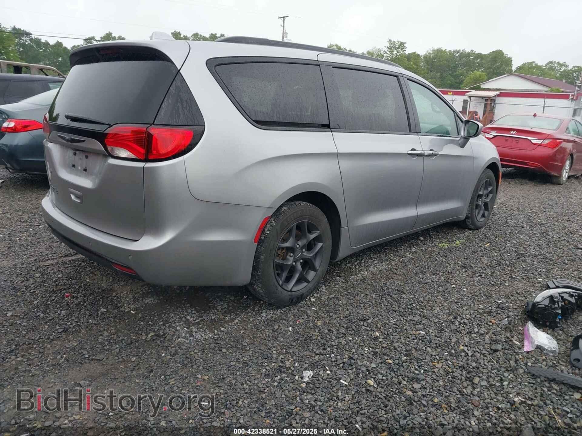 2018 CHRYSLER PACIFICA - VIN: 2C4RC1BG6JR172250 - Фото 4