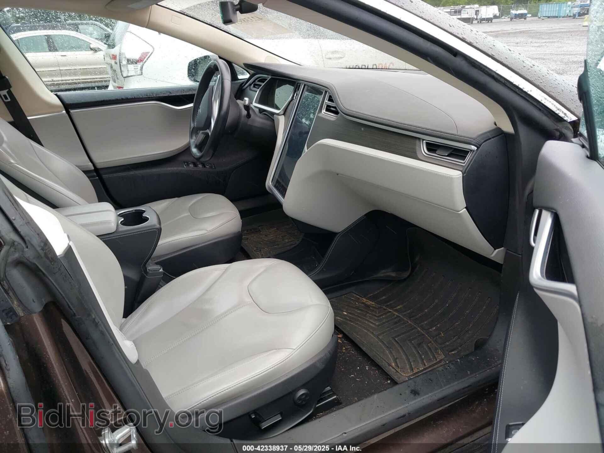 2014 TESLA MODEL S - VIN: 5YJSA1H17EFP37388 - Фото 5