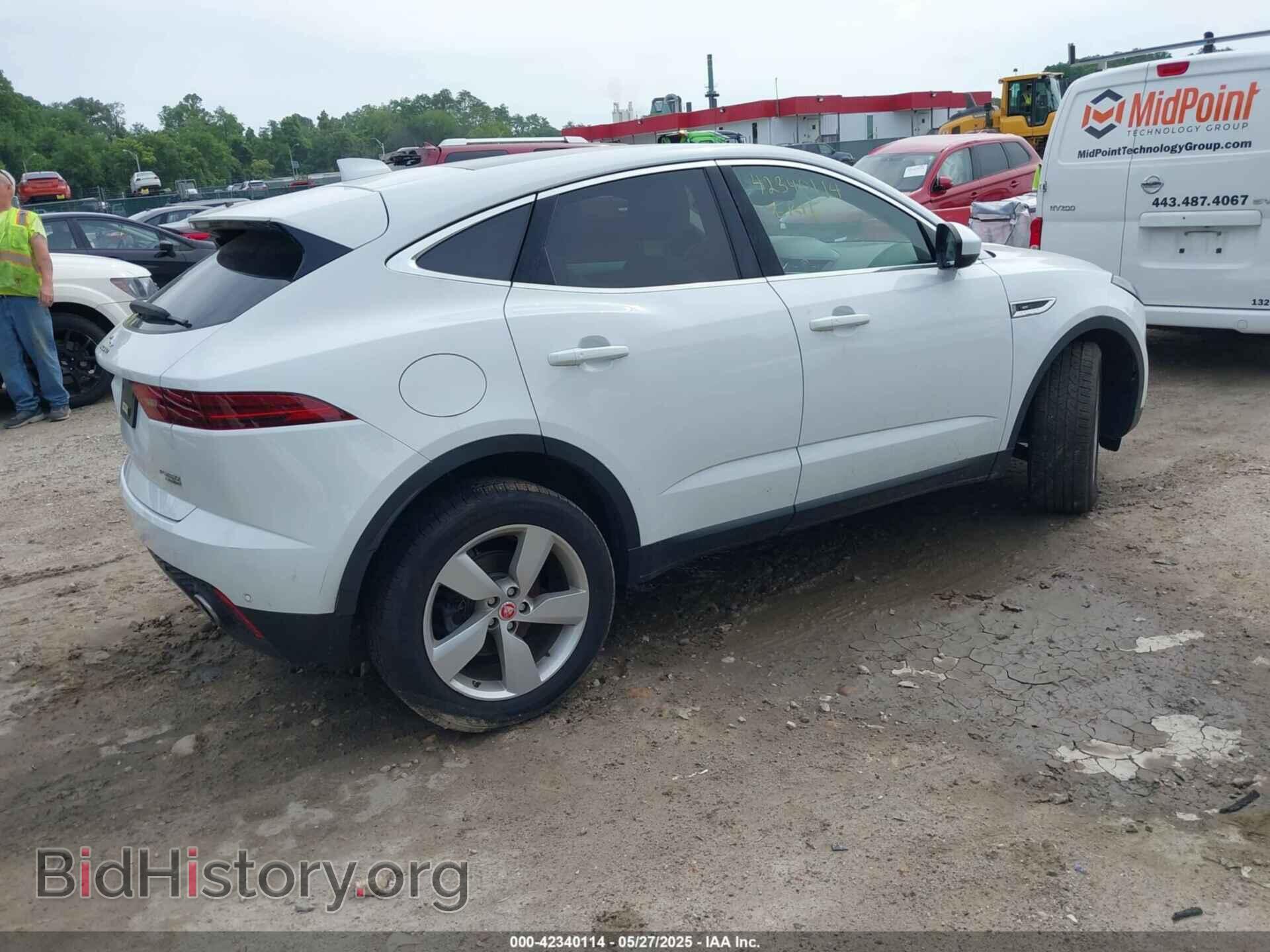 2018 JAGUAR E-PACE - VIN: SADFP2FX9J1Z30579 - Photo 4