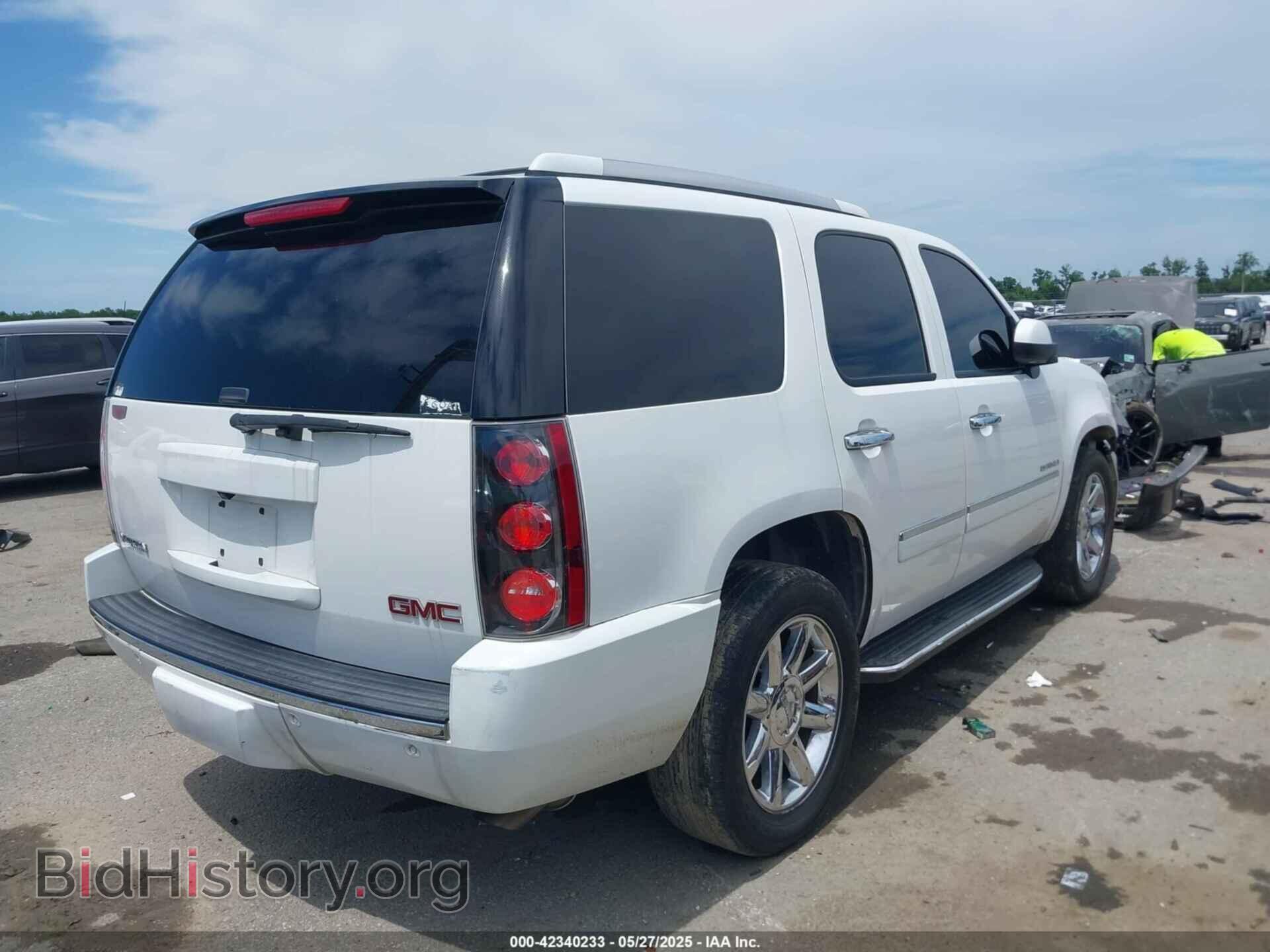2013 GMC YUKON - VIN: 1GKS1EEF8DR323251 - Photo 4