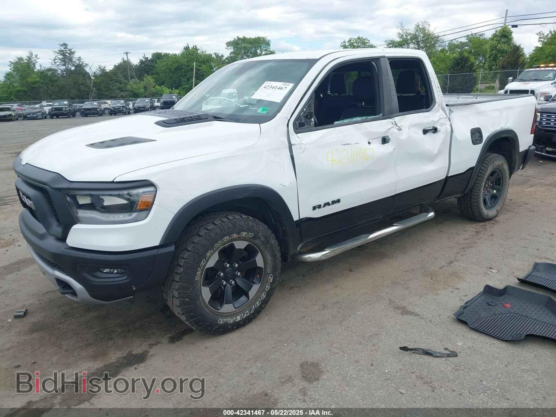 2019 RAM 1500 - VIN: 1C6RRFEG0KN806763 - Фото 2