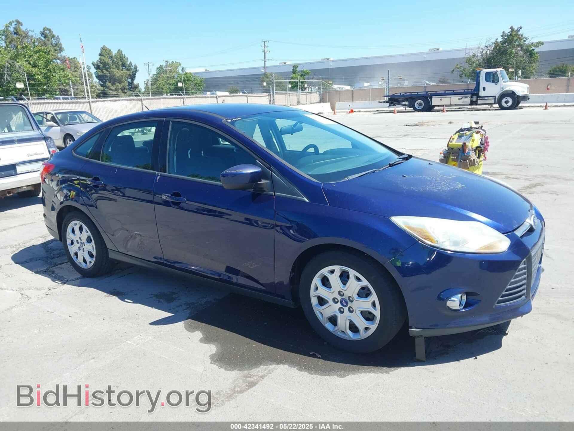 Фотография 1FAHP3F22CL122800 - FORD FOCUS 2012