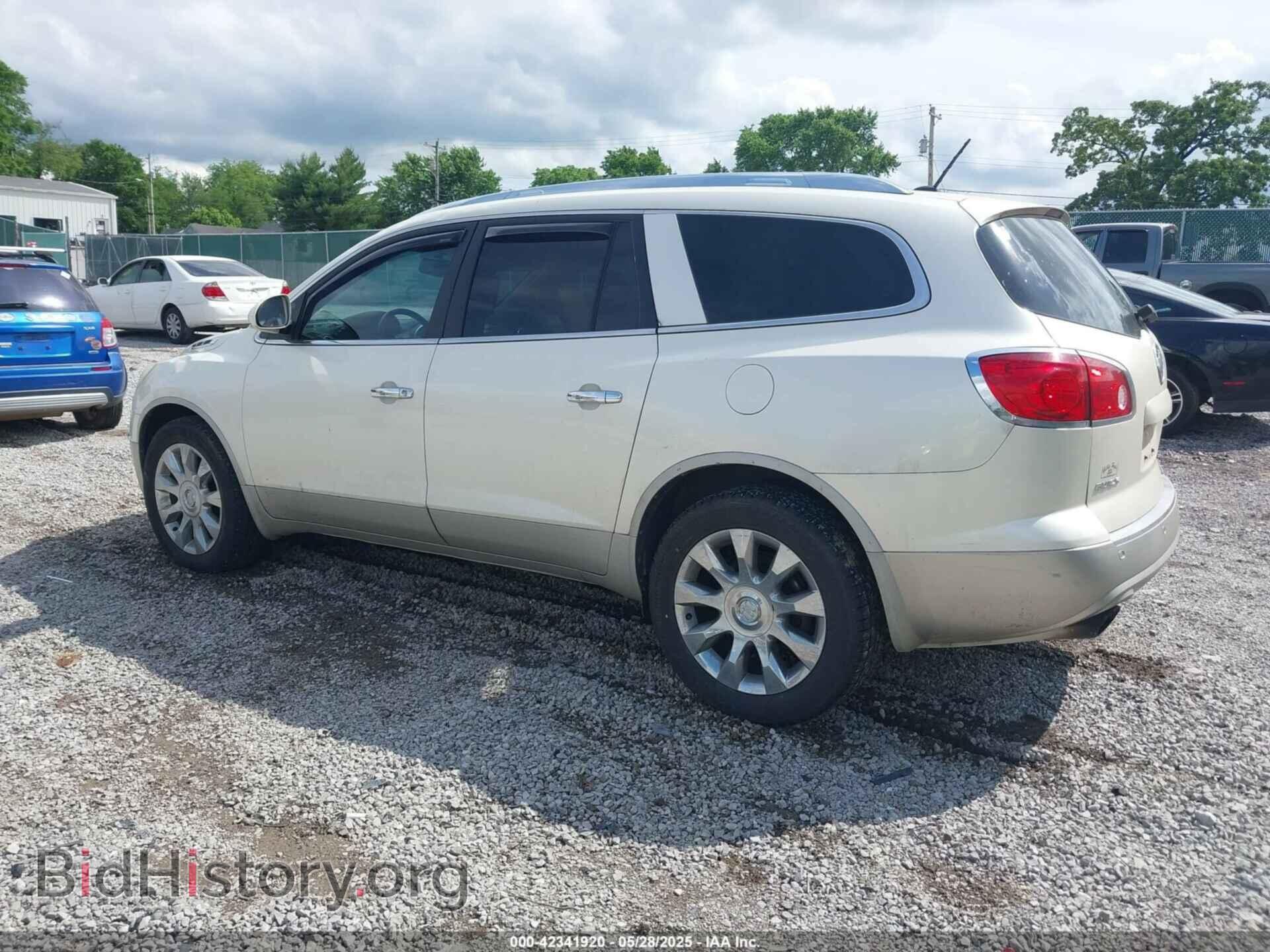 2011 BUICK ENCLAVE - VIN: 5GAKVCED3BJ106268 - Фото 3