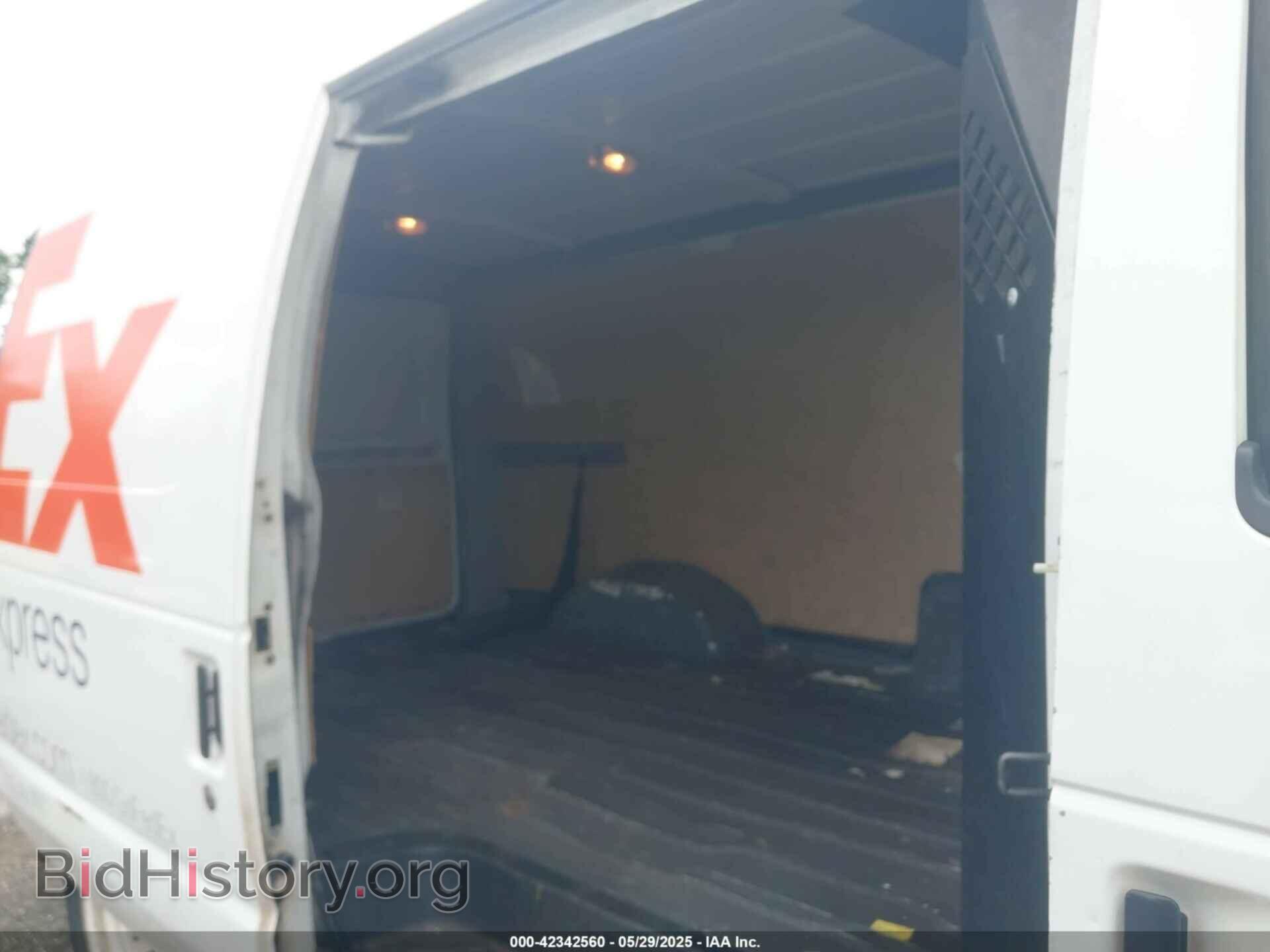 2007 FORD E-250 - VIN: 1FTNE24W87DB00058 - Фото 8