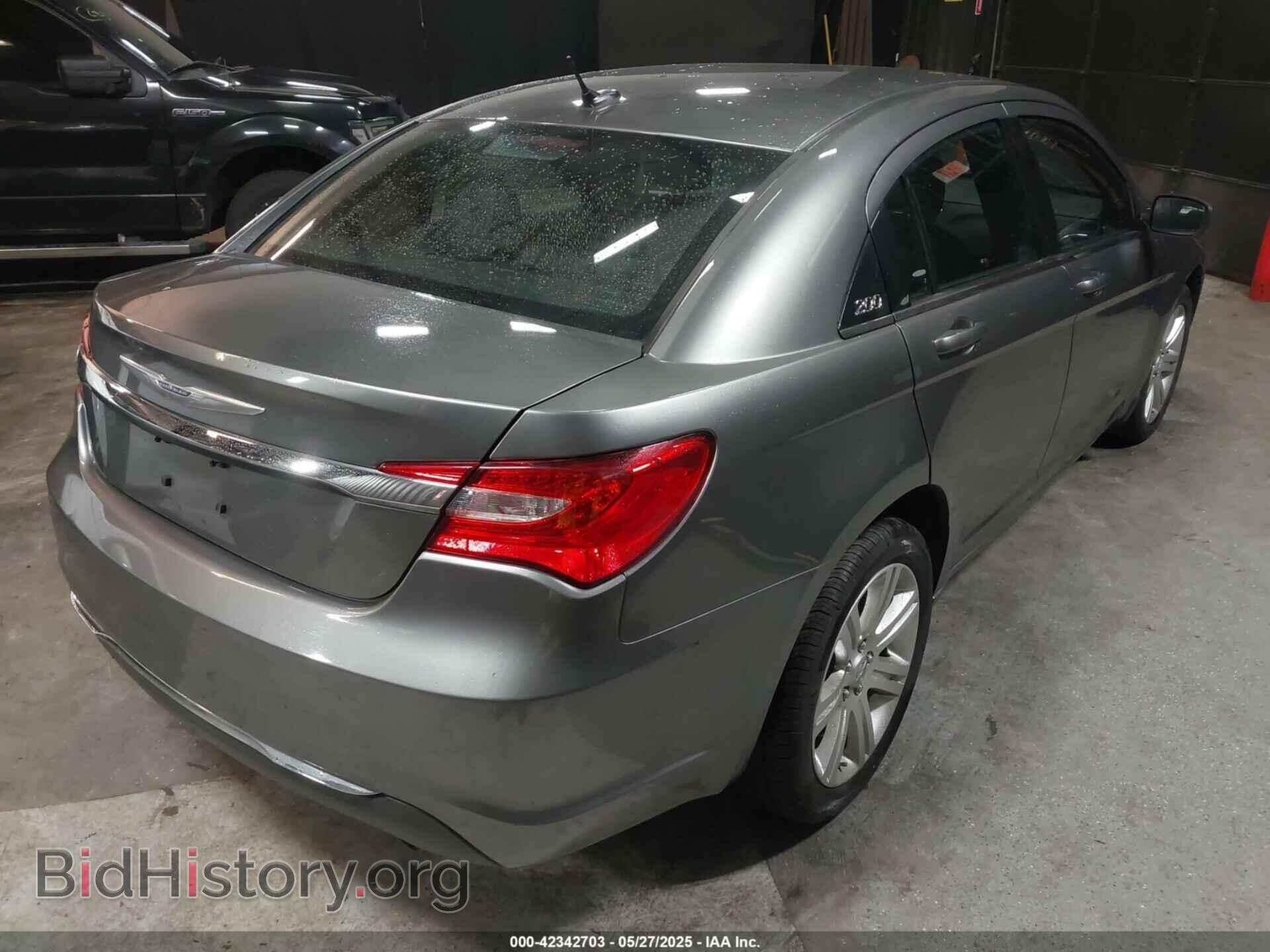 2013 CHRYSLER 200 - VIN: 1C3CCBBB2DN632705 - Фото 4
