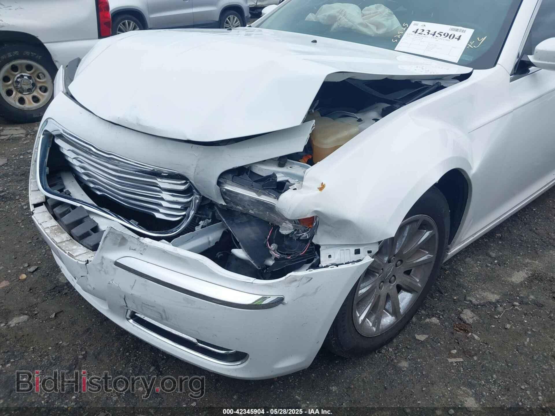2014 CHRYSLER 300 - VIN: 2C3CCAAG3EH355676 - Фото 6