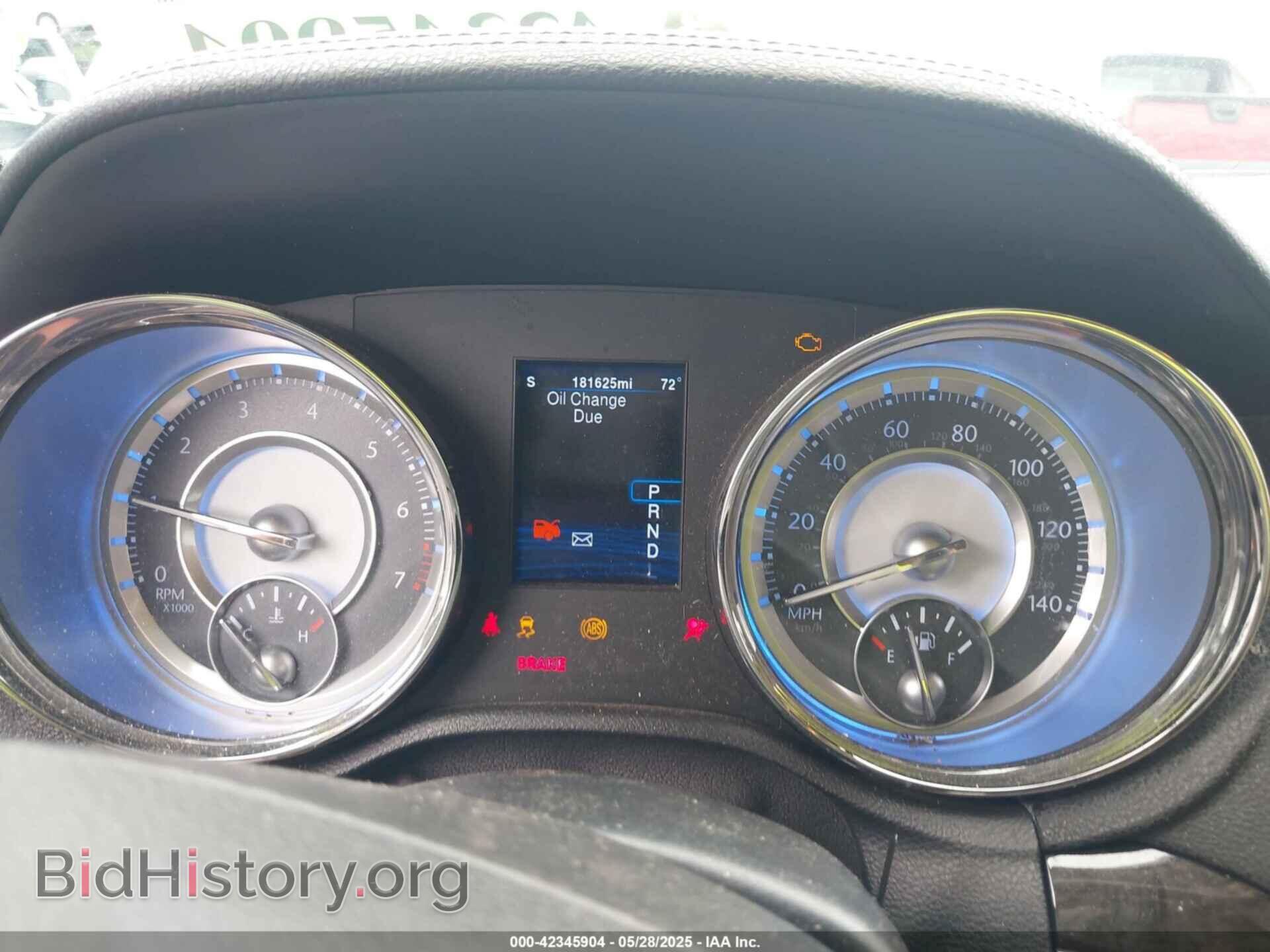 2014 CHRYSLER 300 - VIN: 2C3CCAAG3EH355676 - Фото 7
