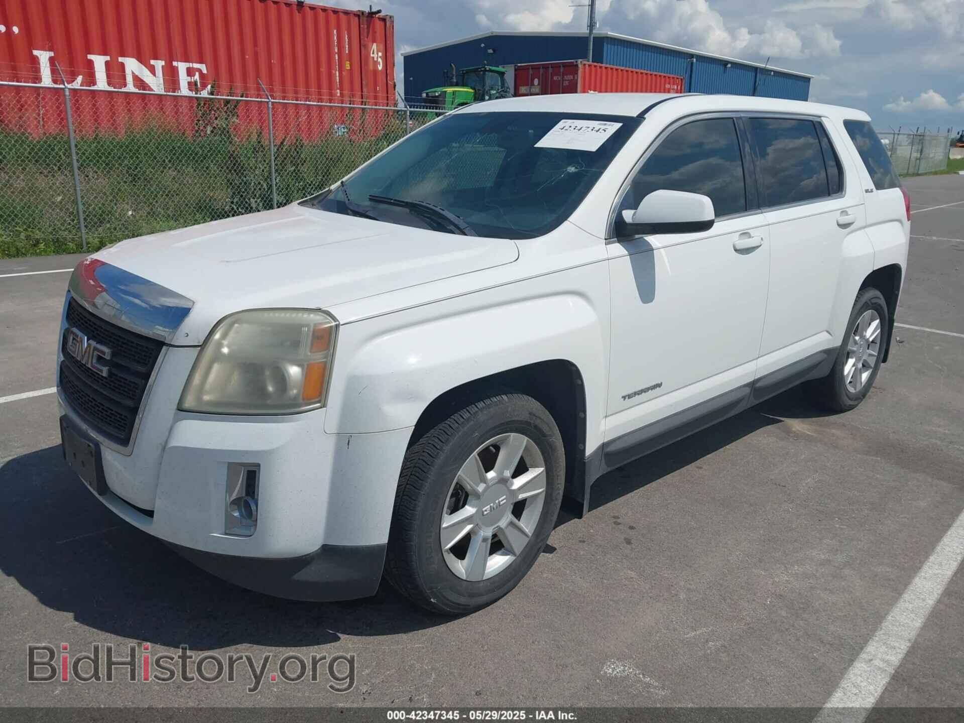 2011 GMC TERRAIN - VIN: 2CTFLREC3B6236018 - Photo 2