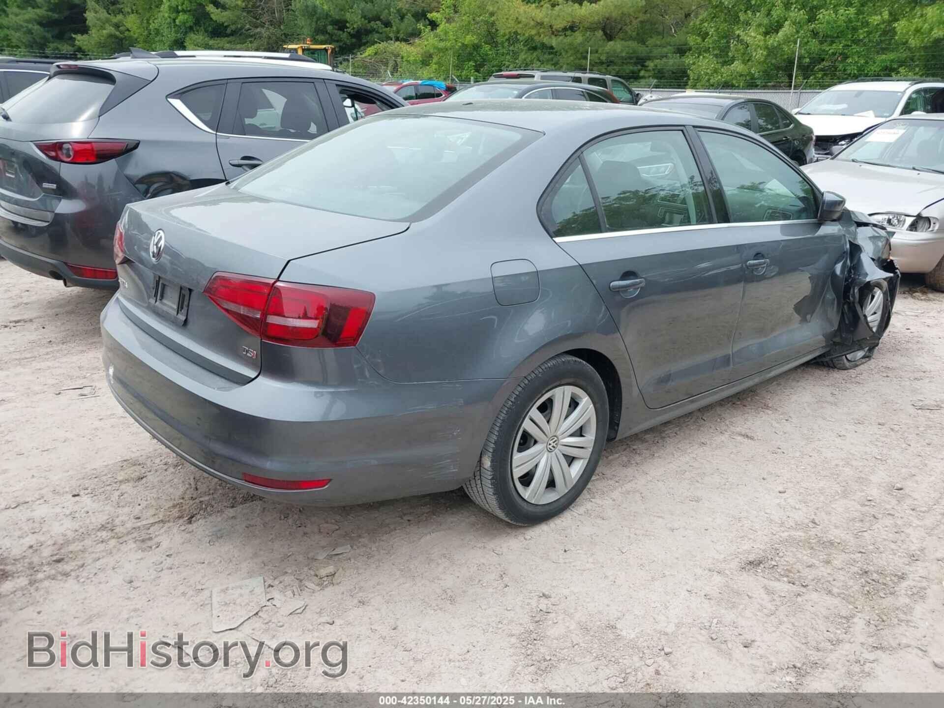 2017 VOLKSWAGEN JETTA - VIN: 3VW2B7AJ4HM325937 - Фото 4