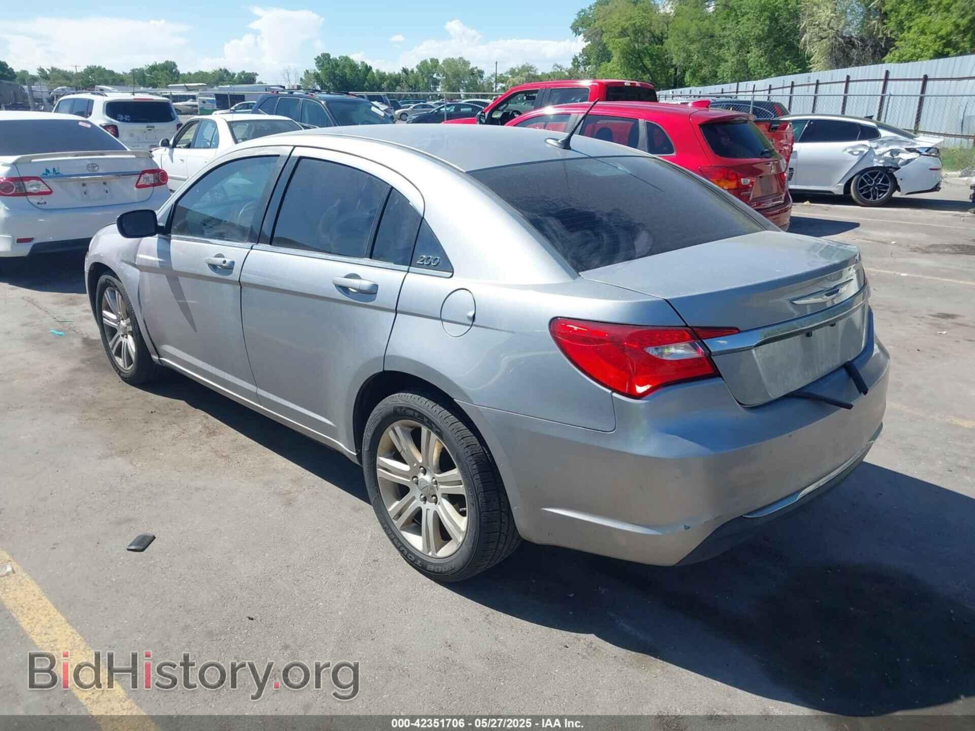 2013 CHRYSLER 200 - VIN: 1C3CCBAB8DN762392 - Фото 3