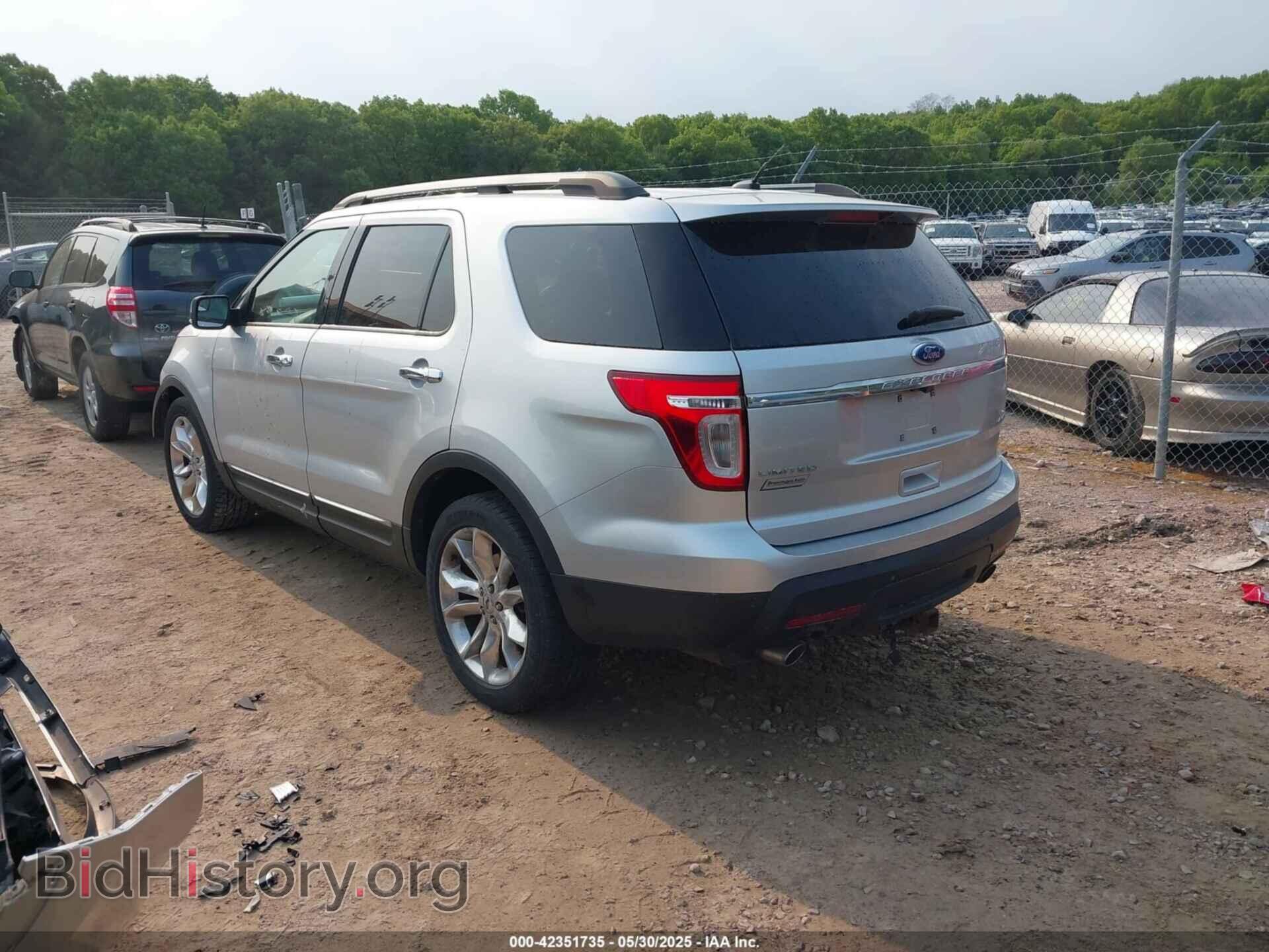 2011 FORD EXPLORER - VIN: 1FMHK8F83BGA30754 - Фото 3