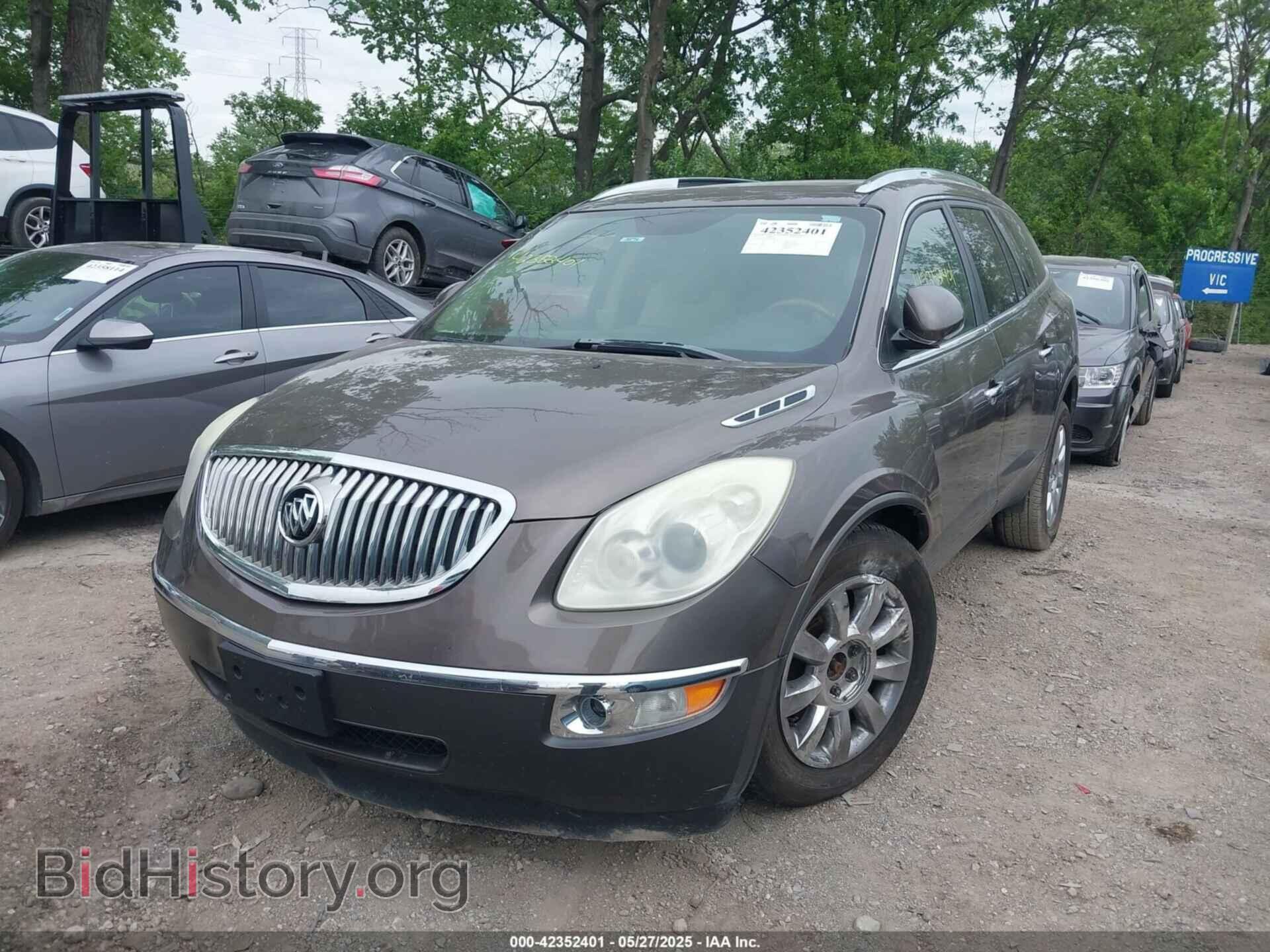 2011 BUICK ENCLAVE - VIN: 5GAKVCED8BJ243366 - Фото 2