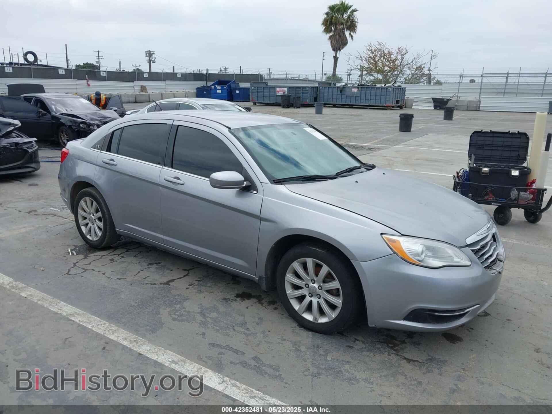 Photo 1C3CCBBB5DN672082 - CHRYSLER 200 2013