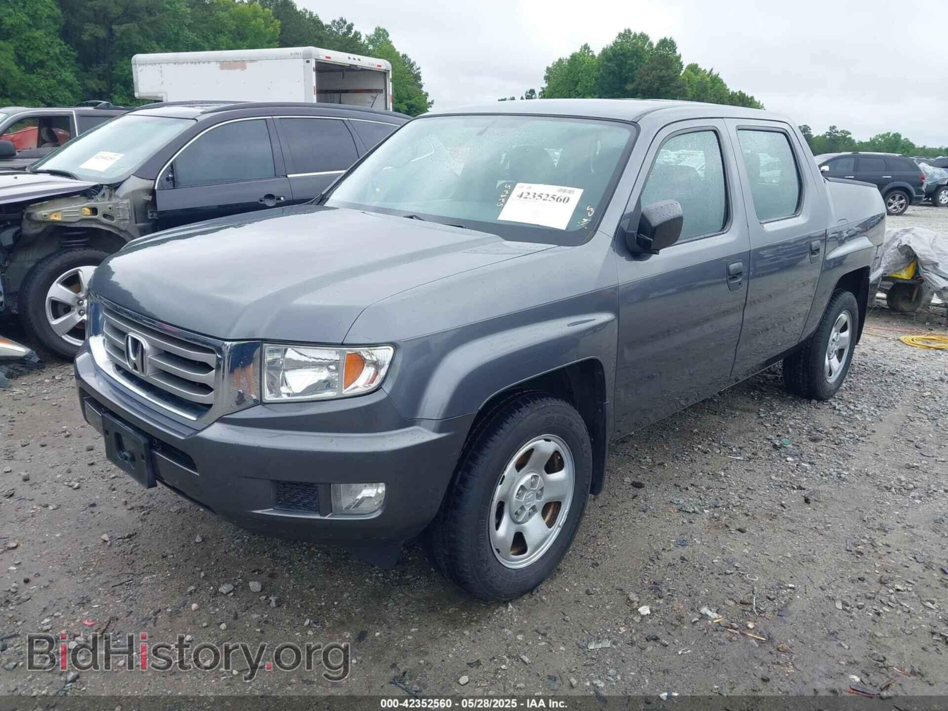 2013 HONDA RIDGELINE - VIN: 5FPYK1F24DB004045 - Фото 2