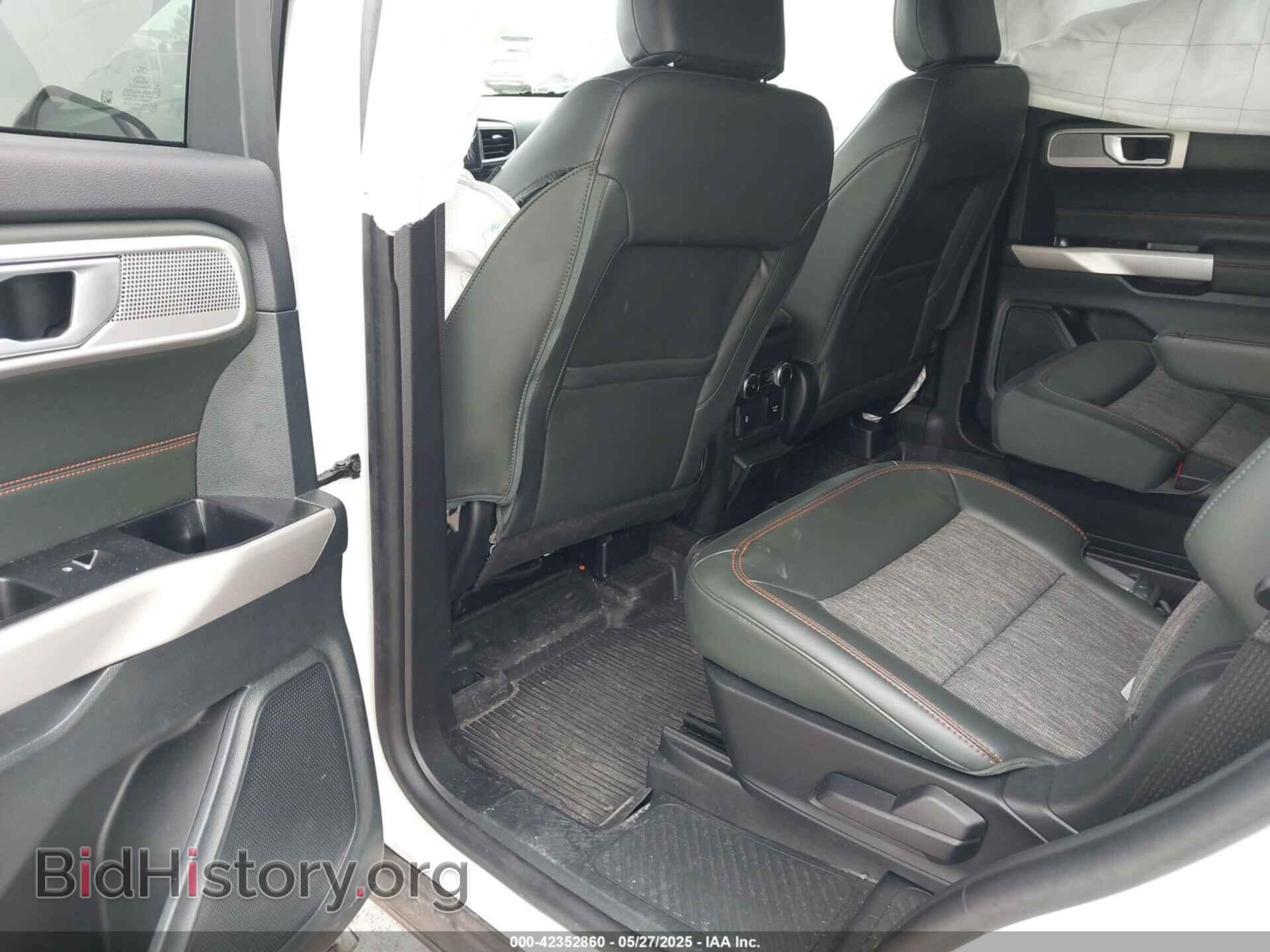2023 FORD EXPLORER - VIN: 1FMSK8JHXPGB64696 - Photo 8