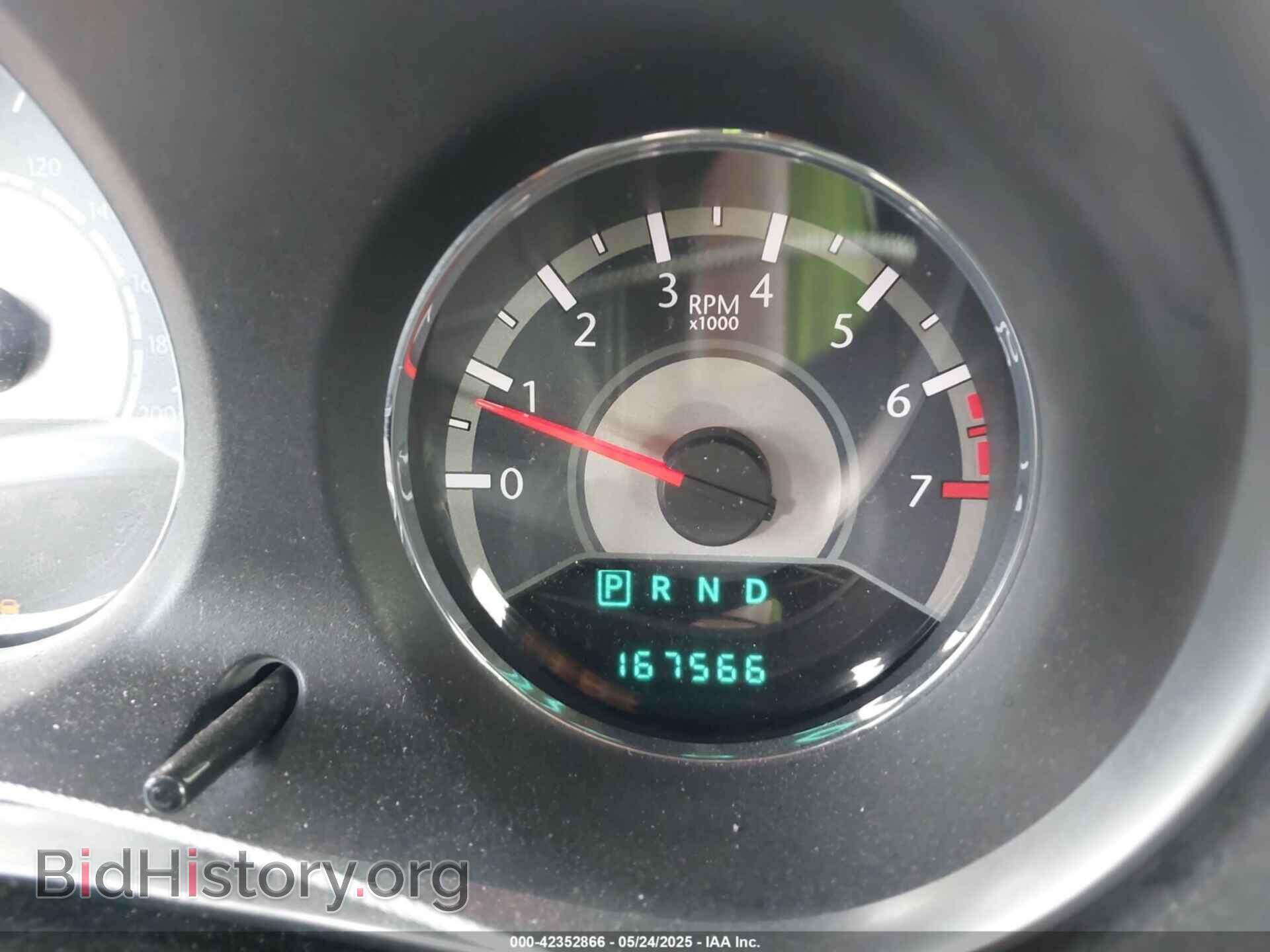 2011 CHRYSLER 200 - VIN: 1C3BC2FG1BN505491 - Фото 7