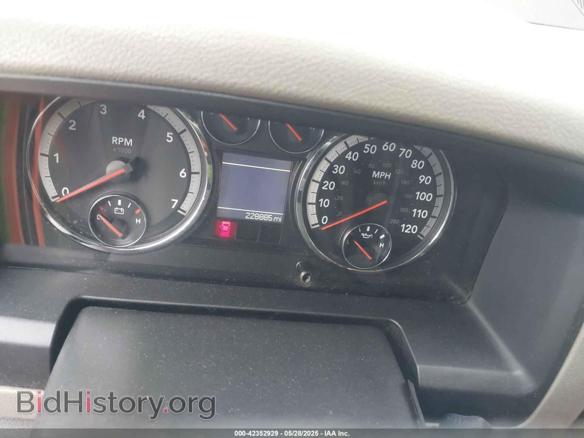2012 RAM 1500 - VIN: 1C6RD7GPXCS222066 - Photo 7