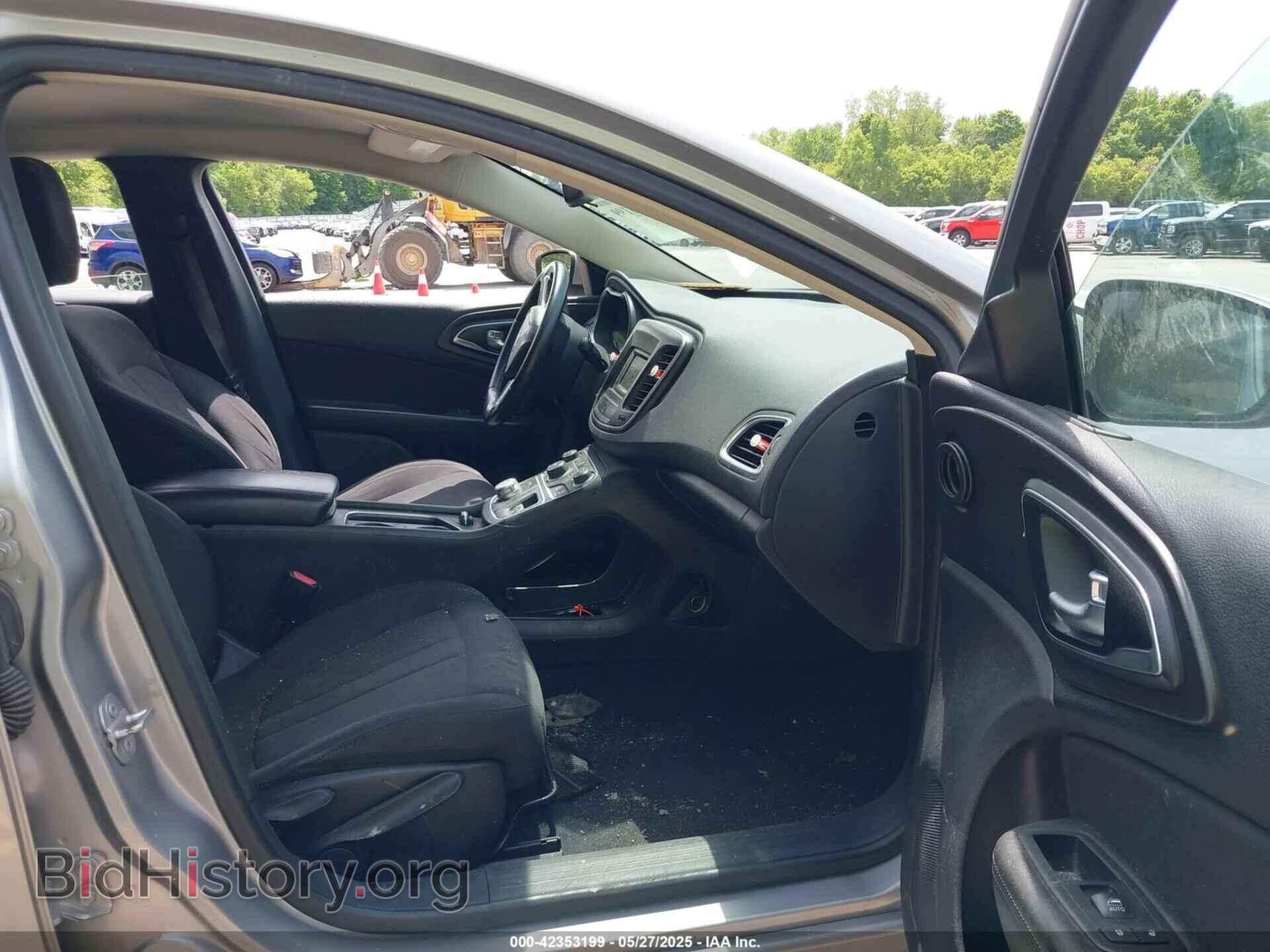2016 CHRYSLER 200 - VIN: 1C3CCCAB5GN154680 - Фото 5