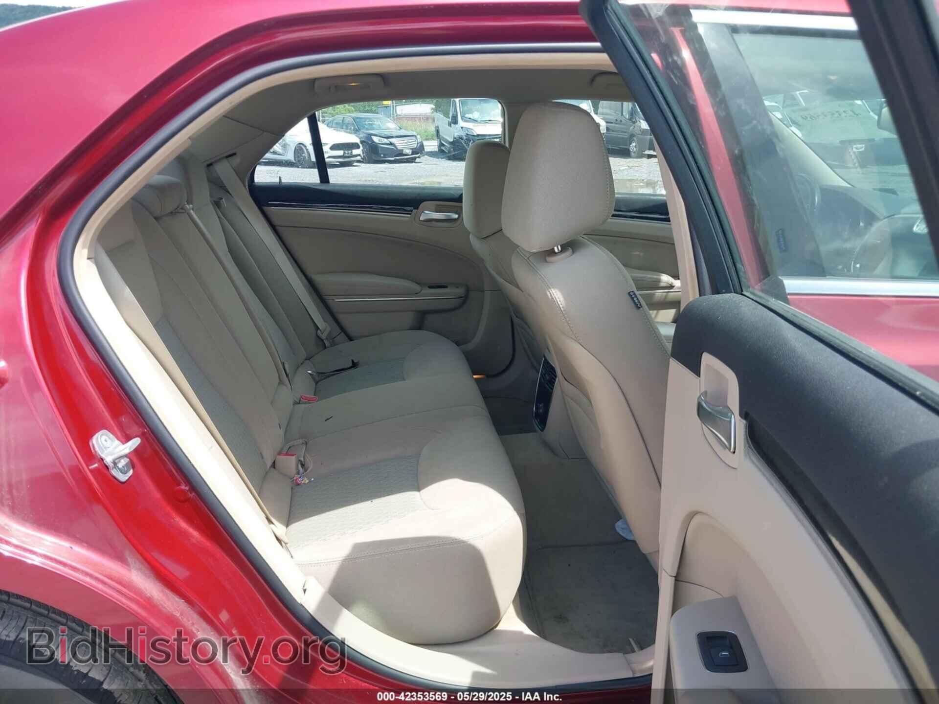 2012 CHRYSLER 300 - VIN: 2C3CCAAG8CH208007 - Фото 8