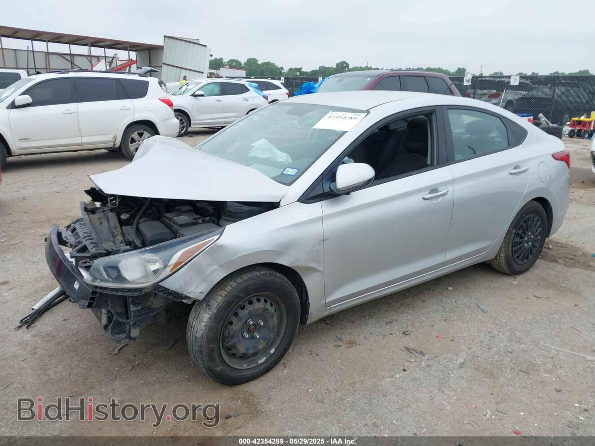 2019 HYUNDAI ACCENT - VIN: 3KPC24A32KE049945 - Фото 2