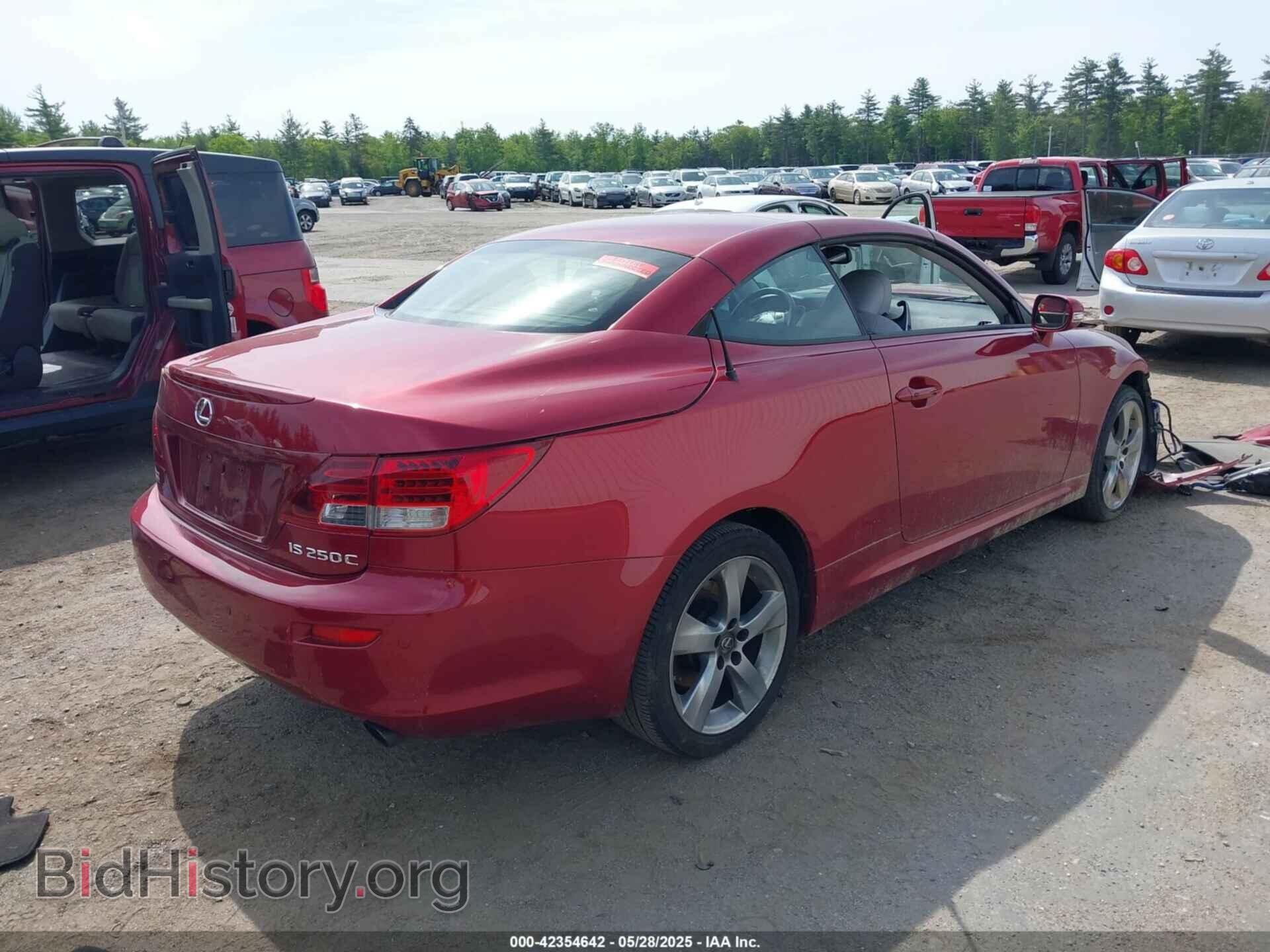 2011 LEXUS IS 250C - VIN: JTHFF2C26B2516029 - Фото 4
