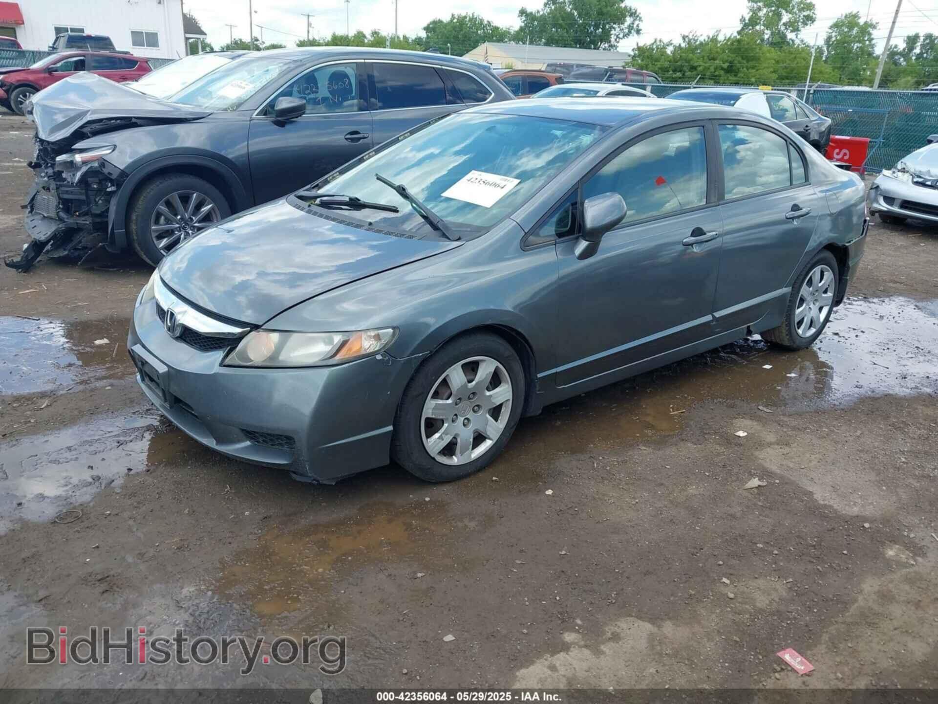 2011 HONDA CIVIC - VIN: 19XFA1F52BE005999 - Фото 2