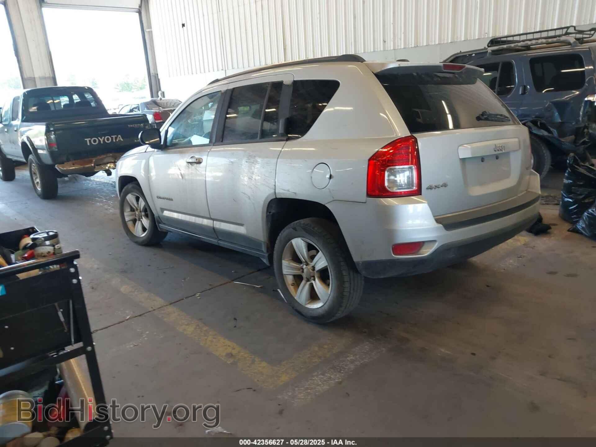 2011 JEEP COMPASS - VIN: 1J4NF1FBXBD210713 - Photo 3