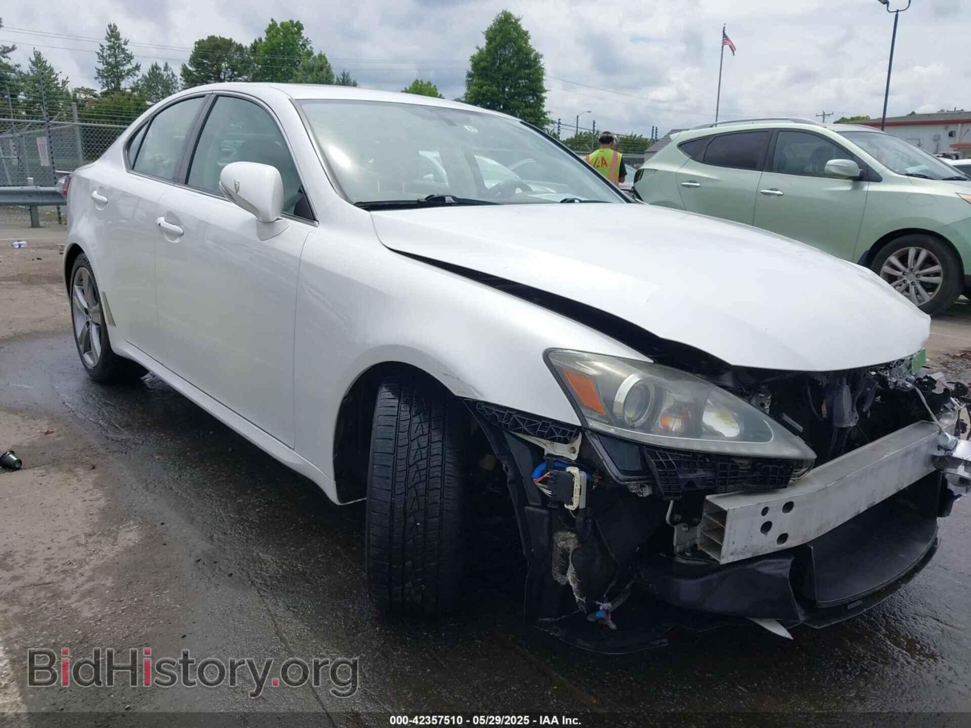 Фотография JTHBE5C25B5027770 - LEXUS IS 350 2011