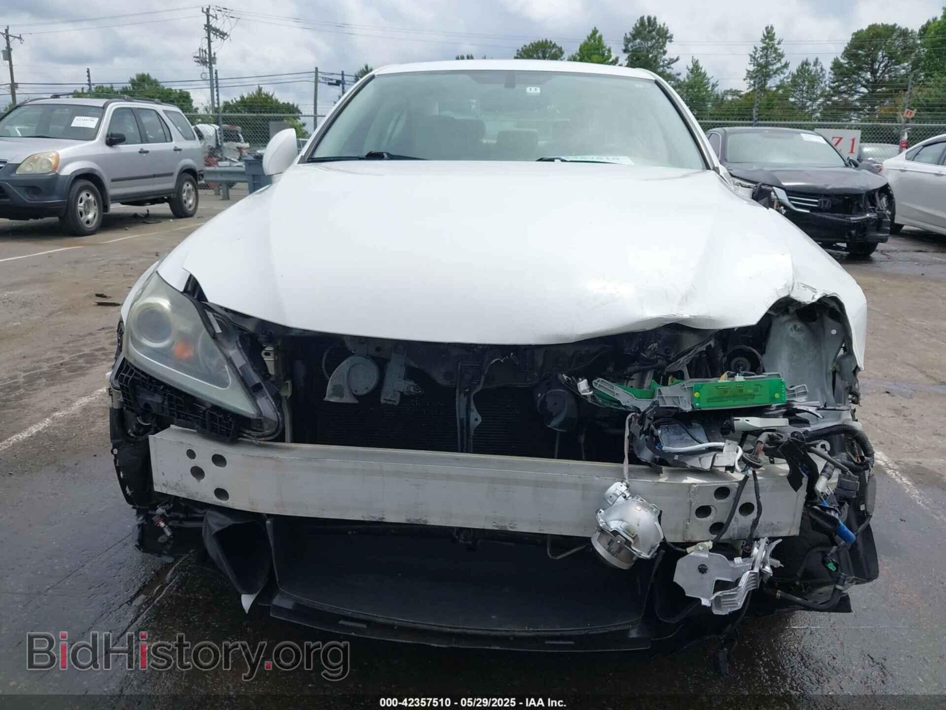 2011 LEXUS IS 350 - VIN: JTHBE5C25B5027770 - Photo 13