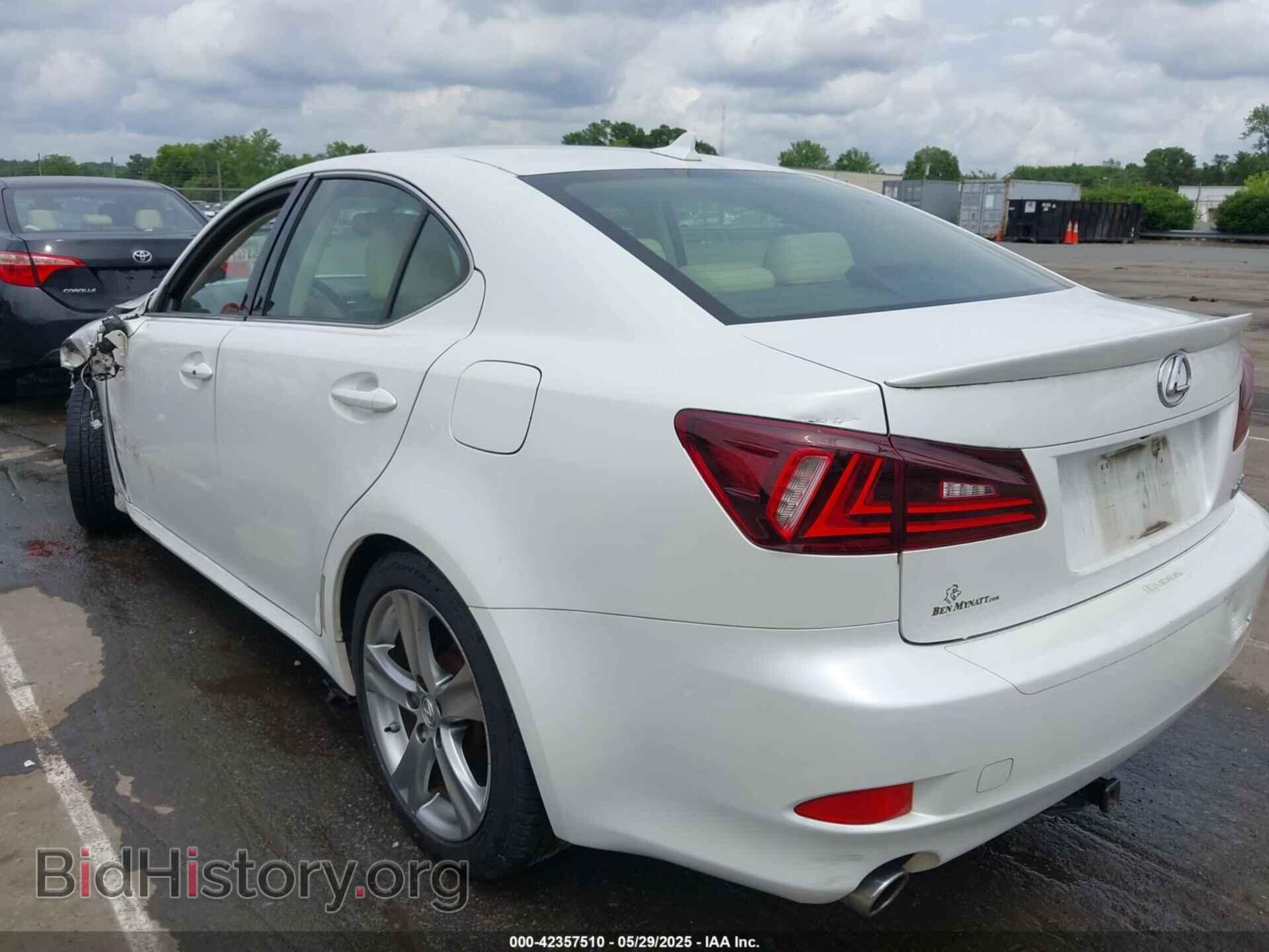 2011 LEXUS IS 350 - VIN: JTHBE5C25B5027770 - Photo 3