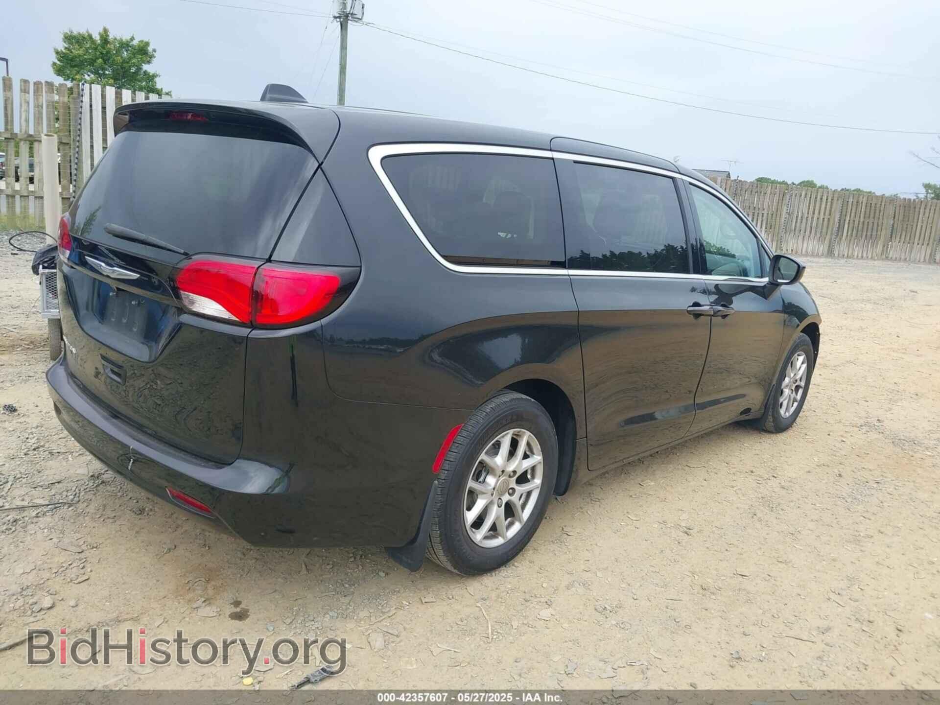 2017 CHRYSLER PACIFICA - VIN: 2C4RC1DG8HR502333 - Фото 4