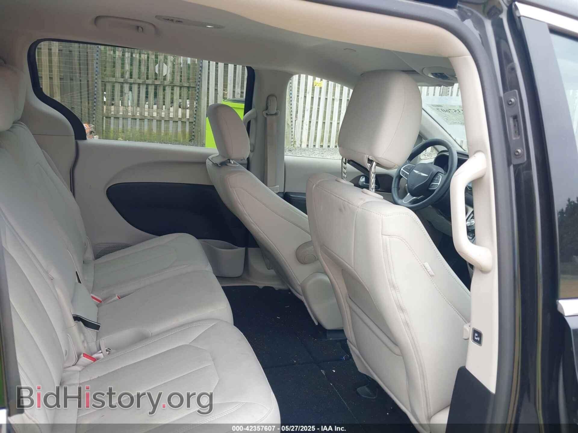 2017 CHRYSLER PACIFICA - VIN: 2C4RC1DG8HR502333 - Фото 8