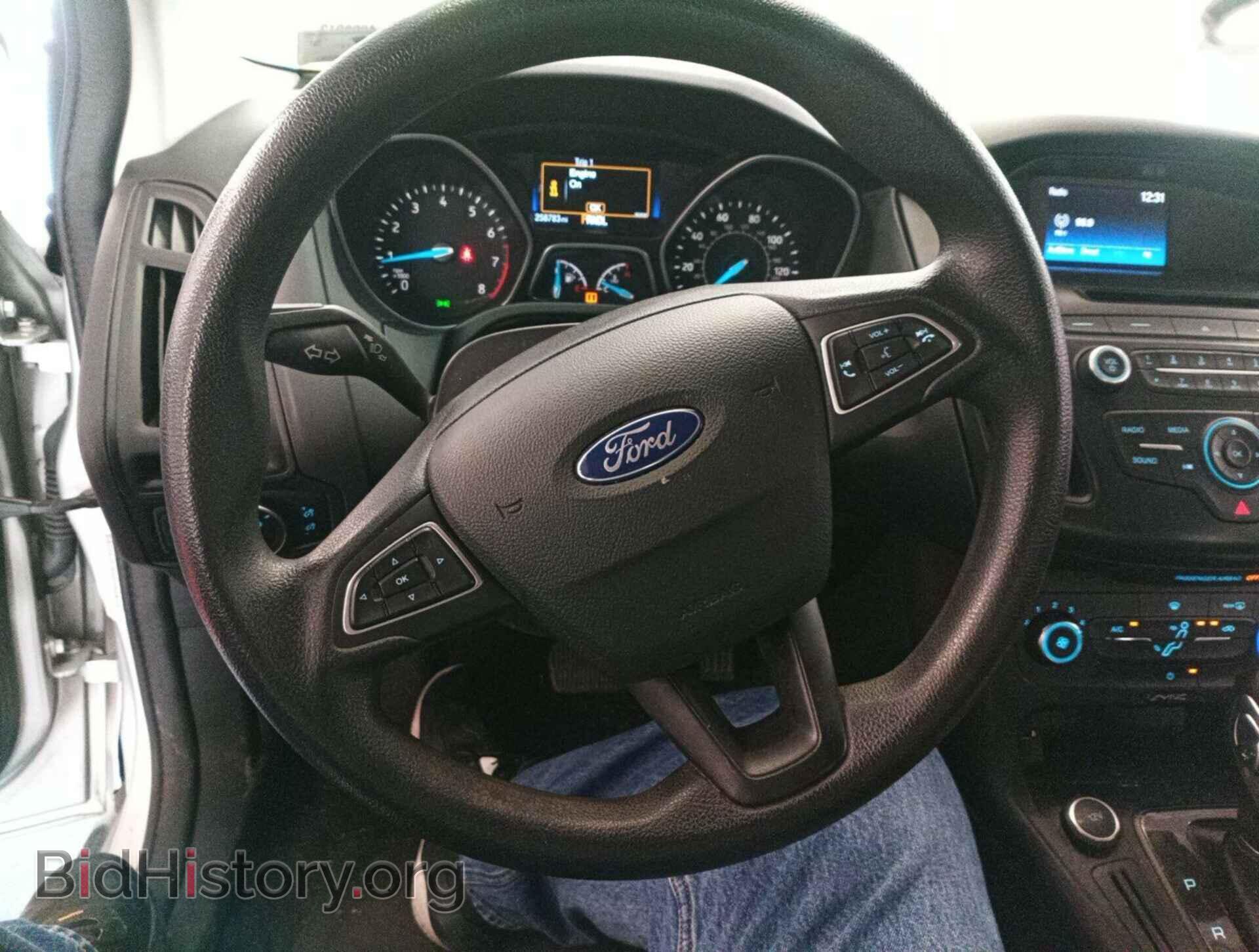 2017 FORD FOCUS - VIN: 1FADP3E23HL272132 - Фото 9