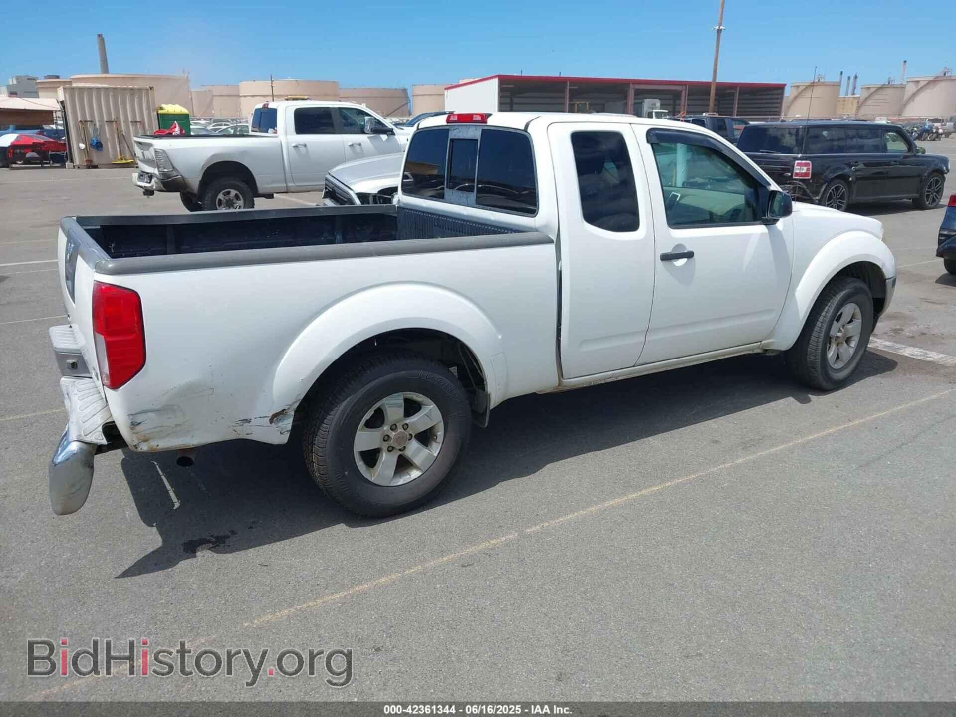2011 NISSAN FRONTIER - VIN: 1N6BD0CT2BC423020 - Фото 4