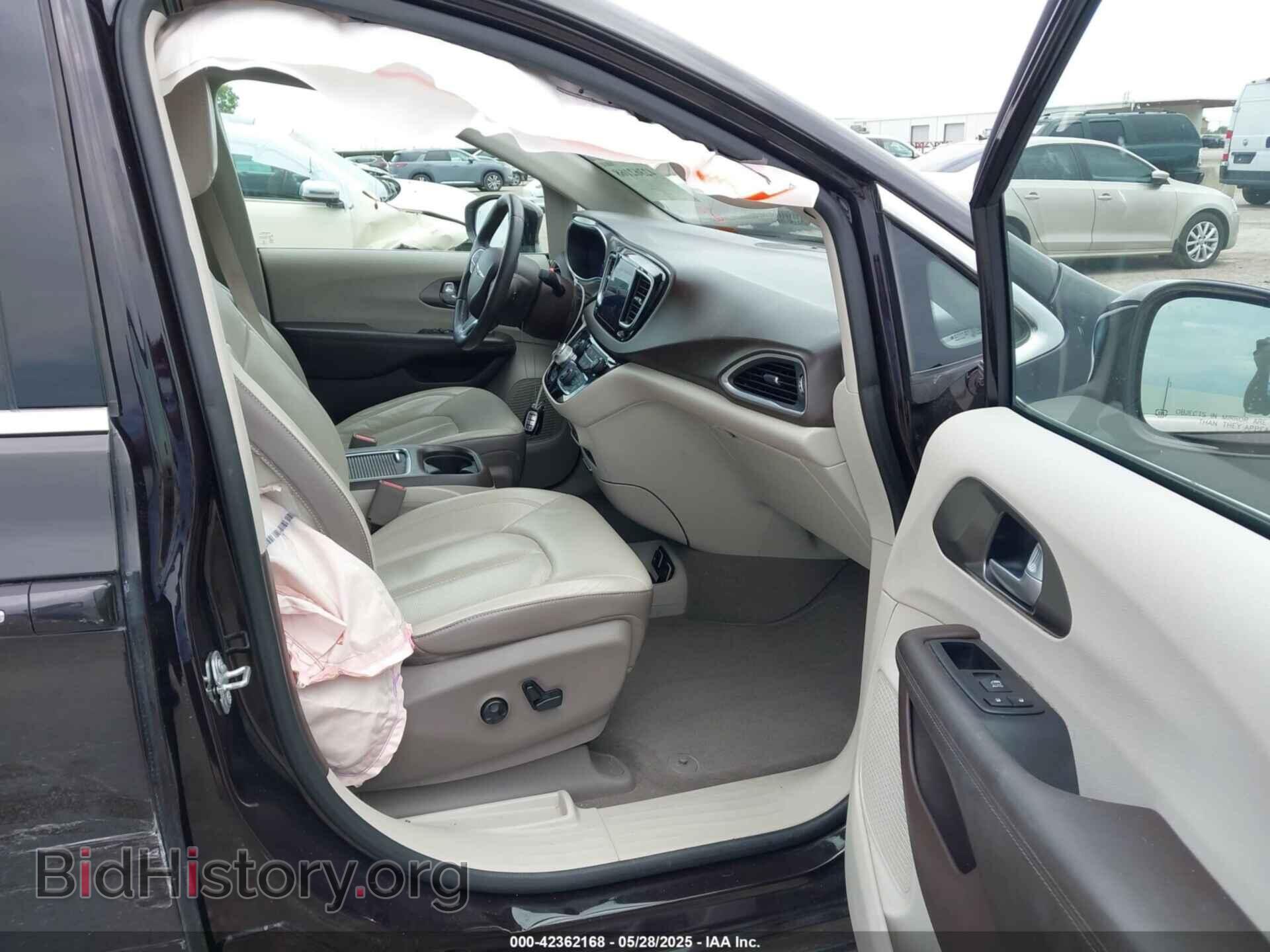 2017 CHRYSLER PACIFICA - VIN: 2C4RC1EG3HR634883 - Photo 5