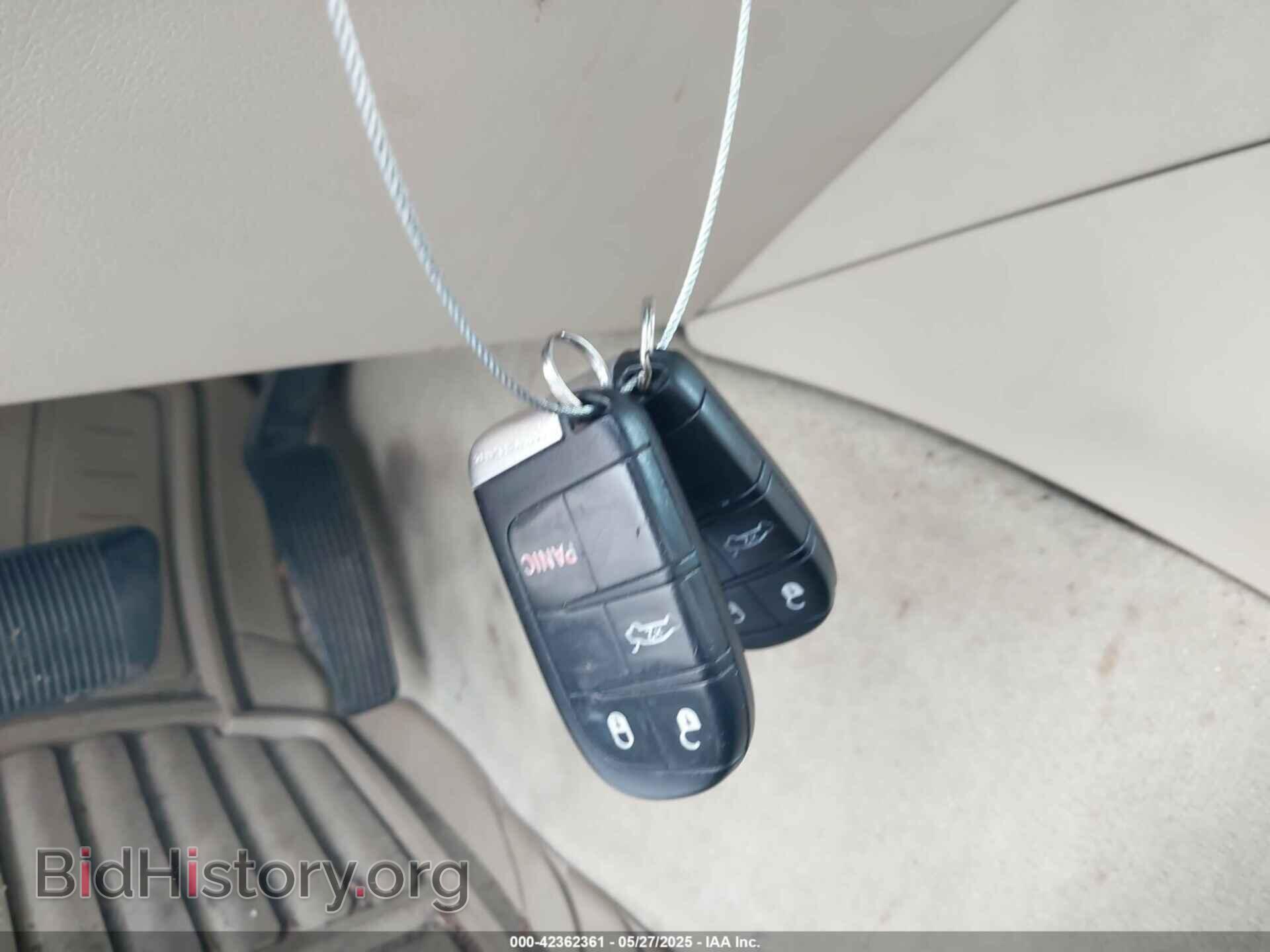 2012 CHRYSLER 300 - VIN: 2C3CCAAG8CH273097 - Фото 11