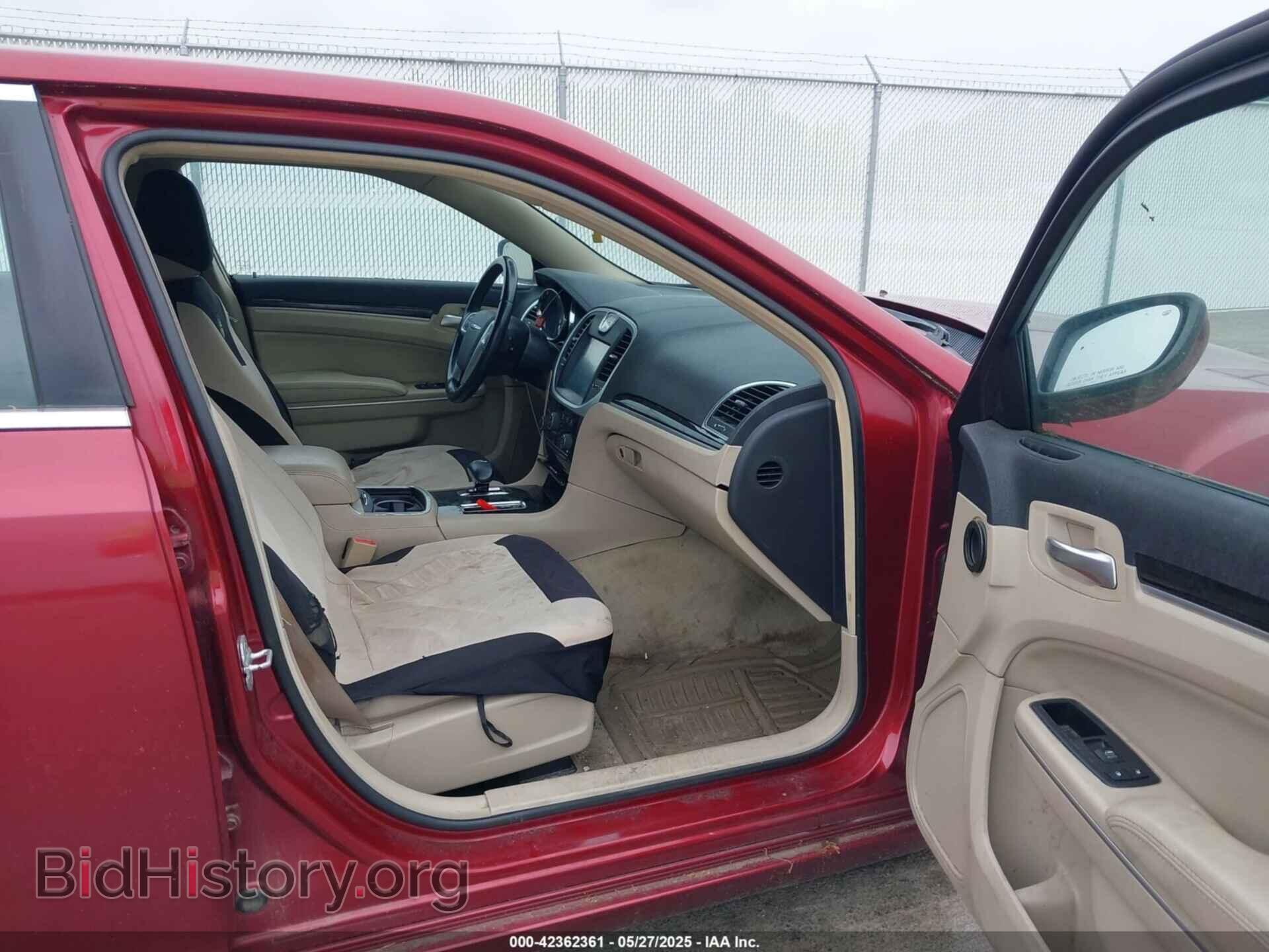 2012 CHRYSLER 300 - VIN: 2C3CCAAG8CH273097 - Фото 5