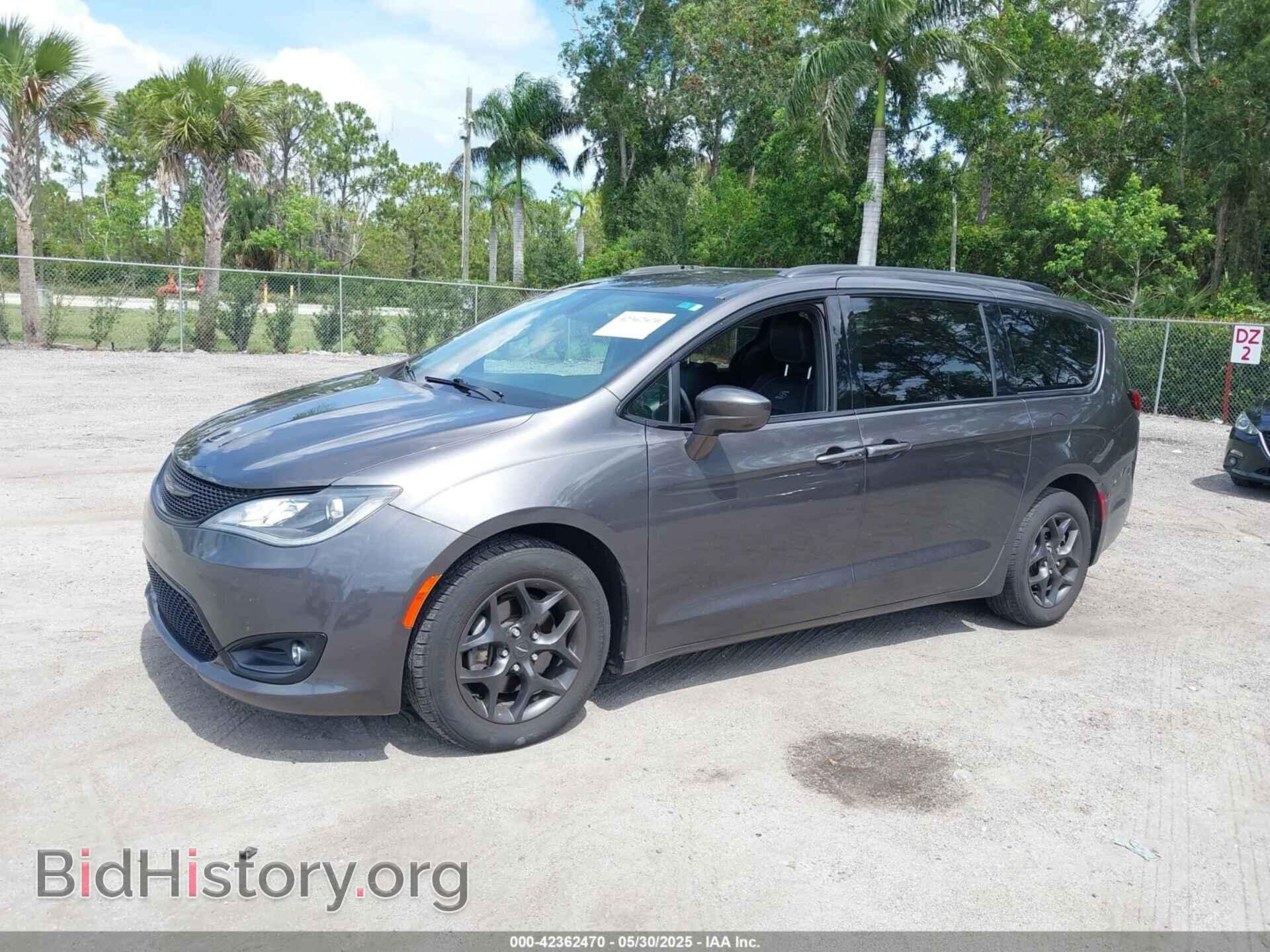 2019 CHRYSLER PACIFICA - VIN: 2C4RC1EG7KR715554 - Фото 2