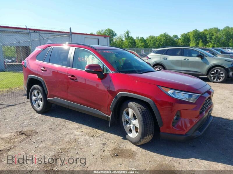 2019 Toyota RAV4 XLE (VIN JTMP1RFV1KD521730) — фото 1 из 16, IAAI, повреждение: левый бок