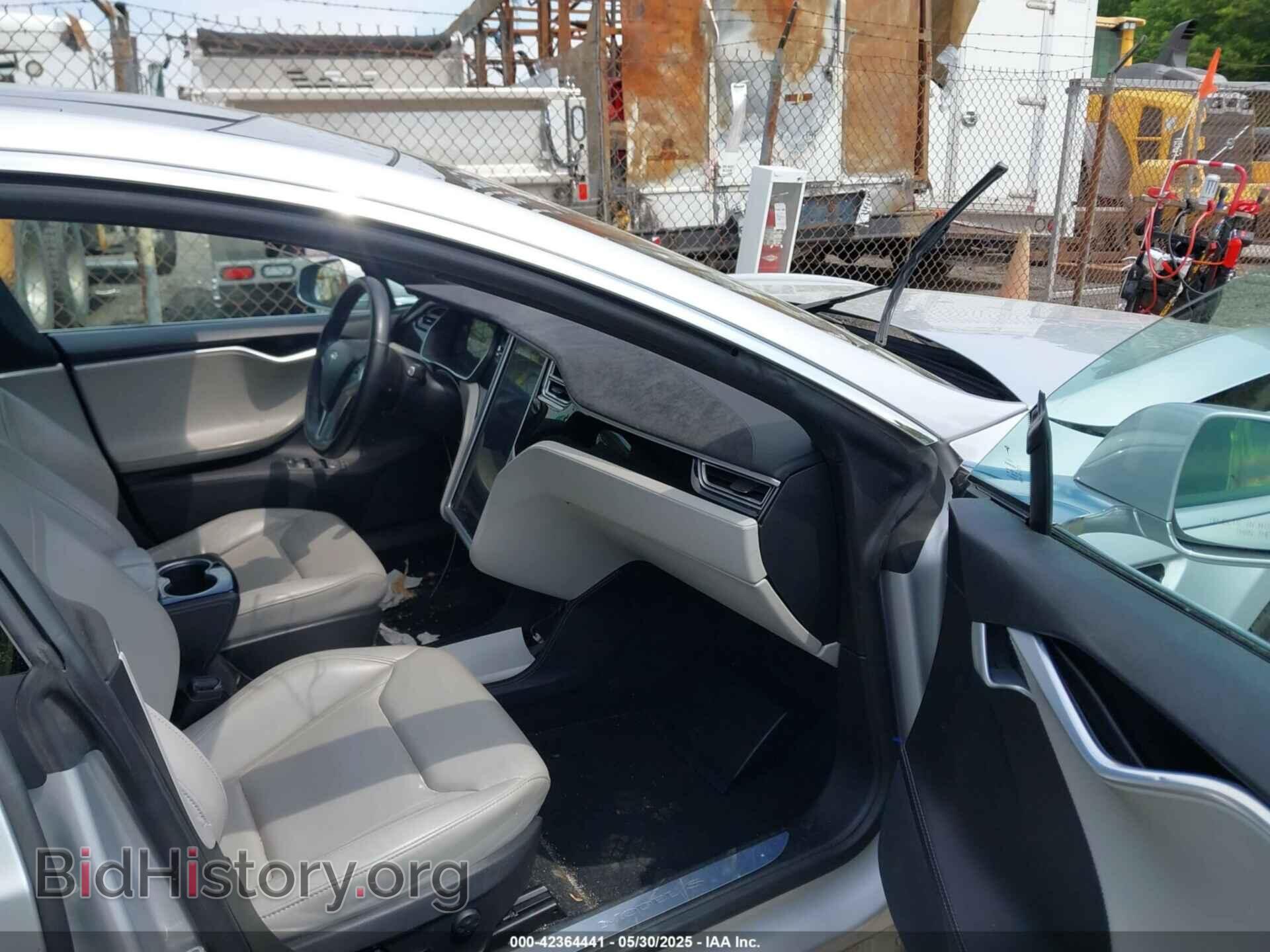 2015 TESLA MODEL S - VIN: 5YJSA1E22FF116770 - Photo 5