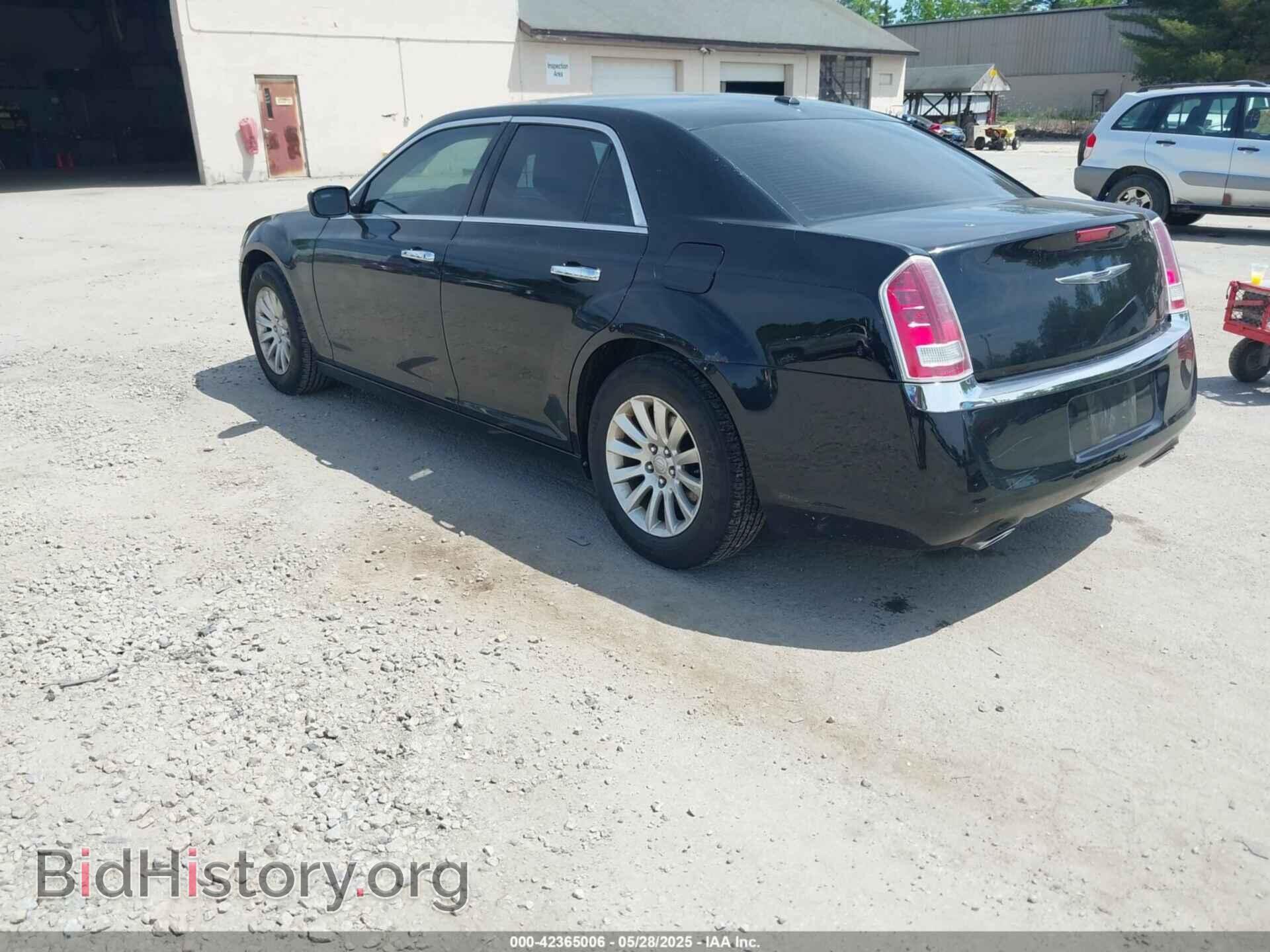 2011 CHRYSLER 300 - VIN: 2C3CA5CG1BH595587 - Фото 3