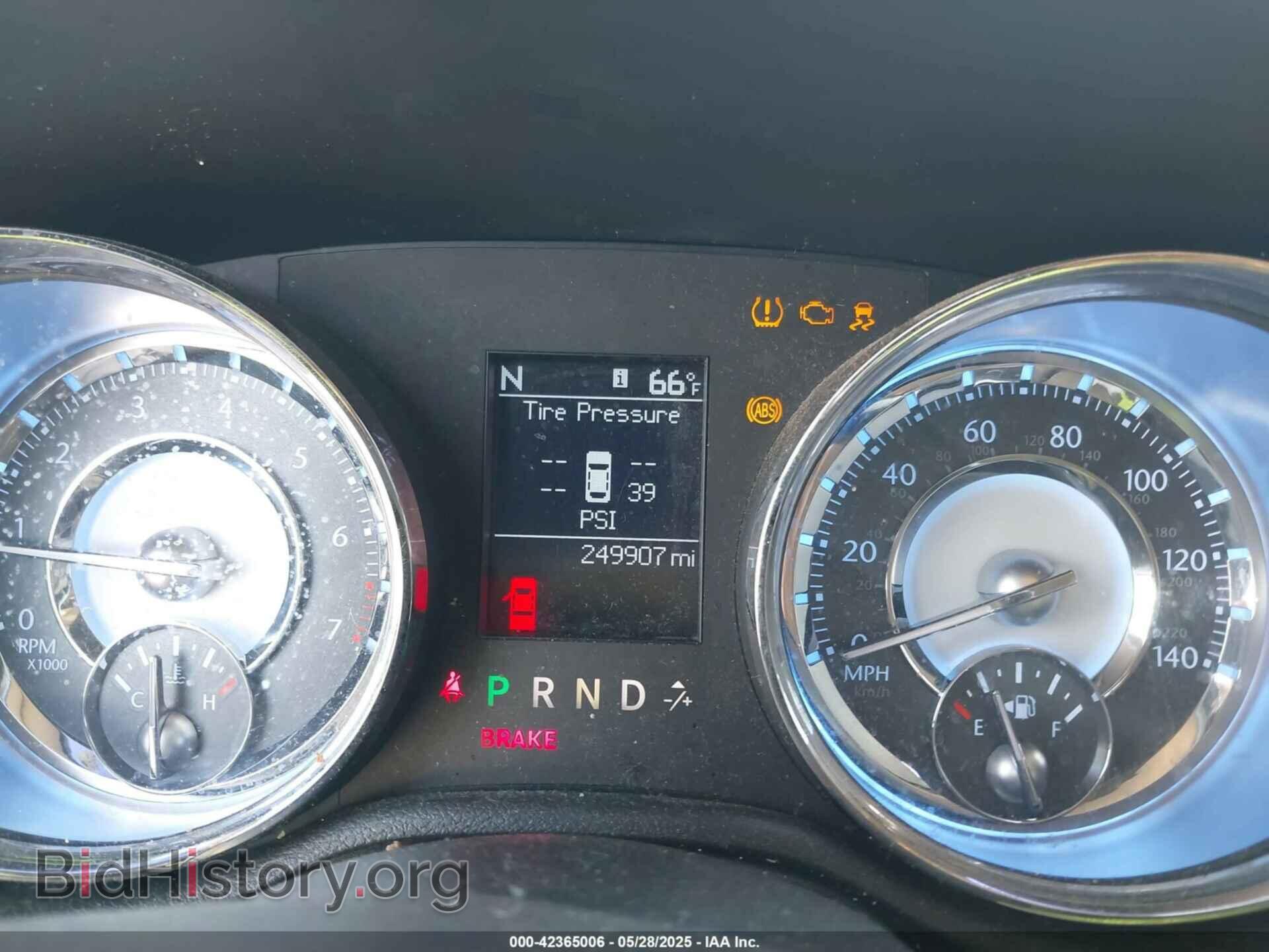 2011 CHRYSLER 300 - VIN: 2C3CA5CG1BH595587 - Фото 7
