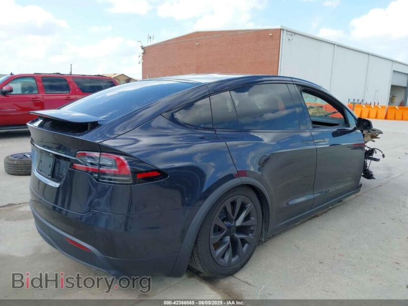 2024 Tesla MODEL X (VIN 7SAXCBE53RF459353) — photo 4 of 22