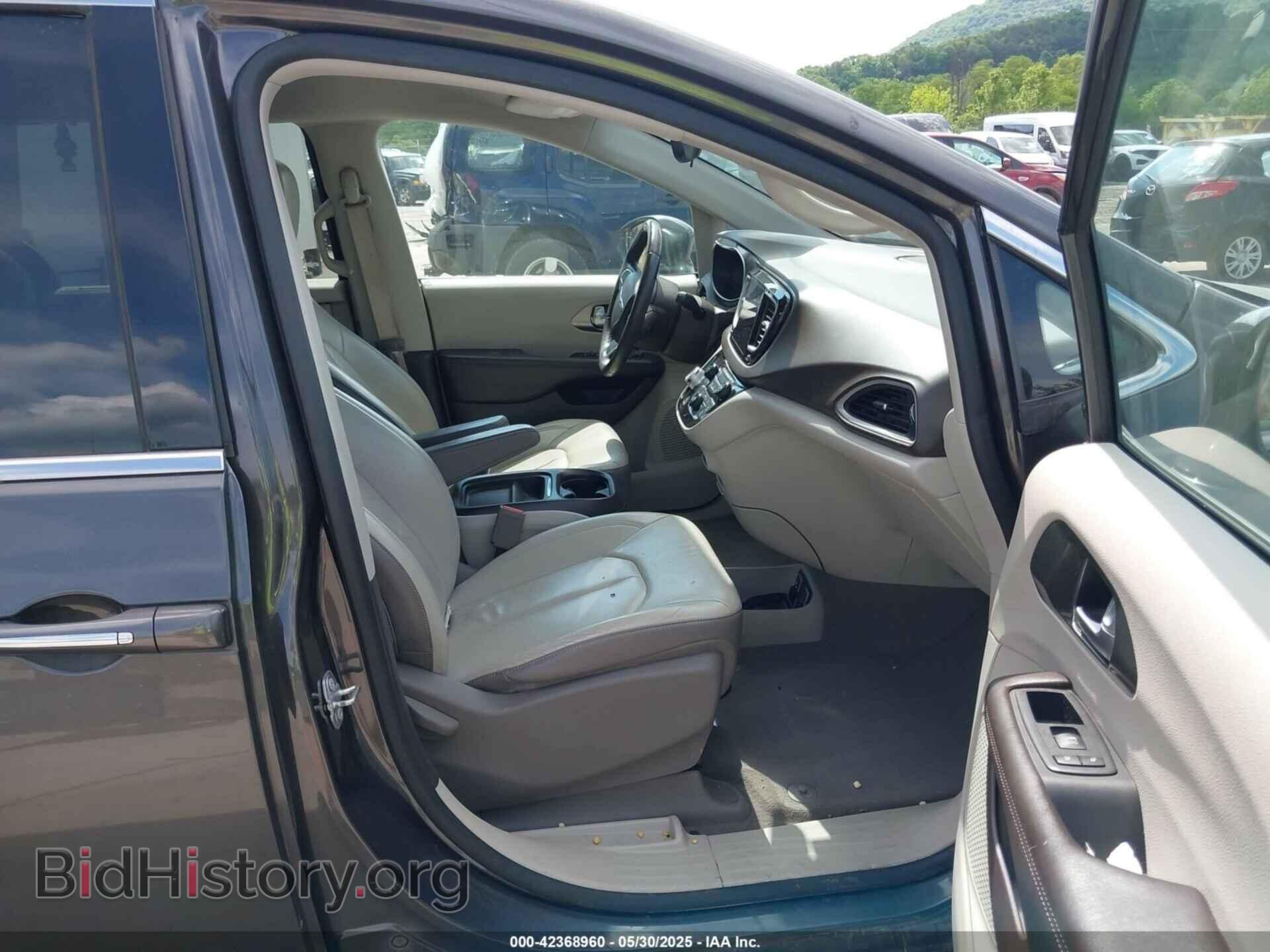 2017 CHRYSLER PACIFICA - VIN: 2C4RC1BG9HR667777 - Photo 5