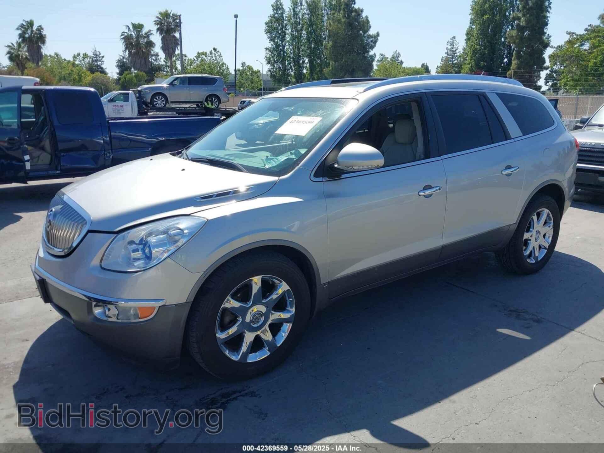 2008 BUICK ENCLAVE - VIN: 5GAEV23738J238301 - Фото 2