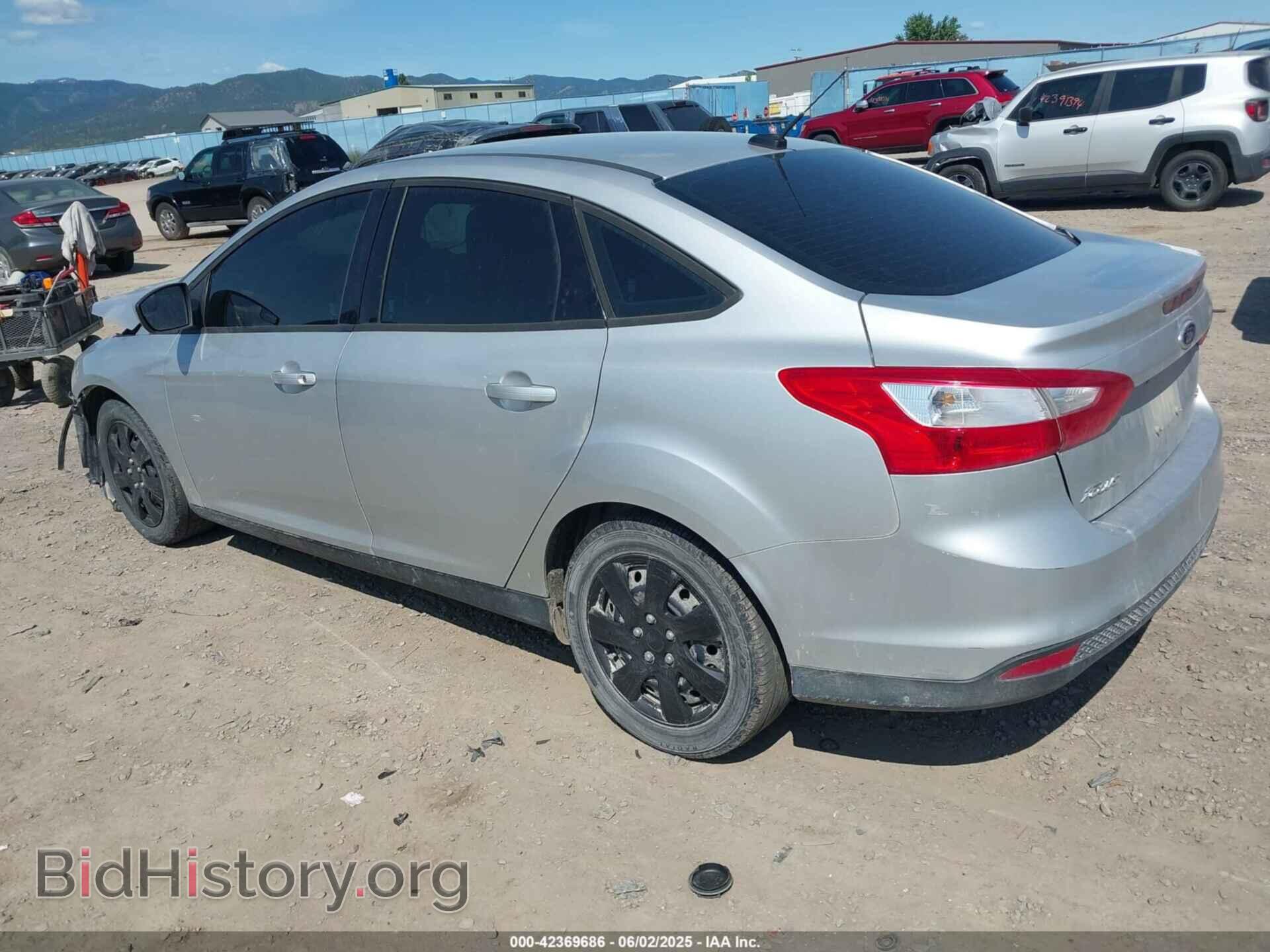 2012 FORD FOCUS - VIN: 1FAHP3F23CL321810 - Фото 3