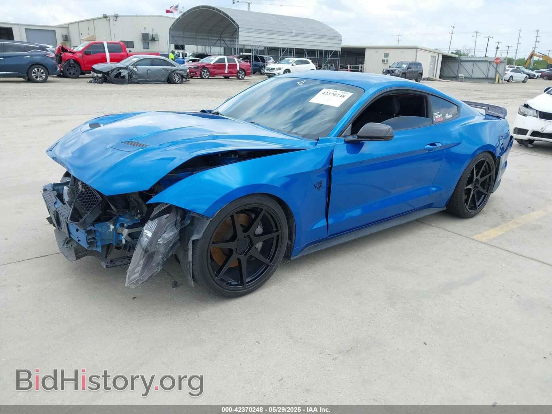 2019 FORD MUSTANG - VIN: 1FA6P8CFXK5117889 - Фото 2