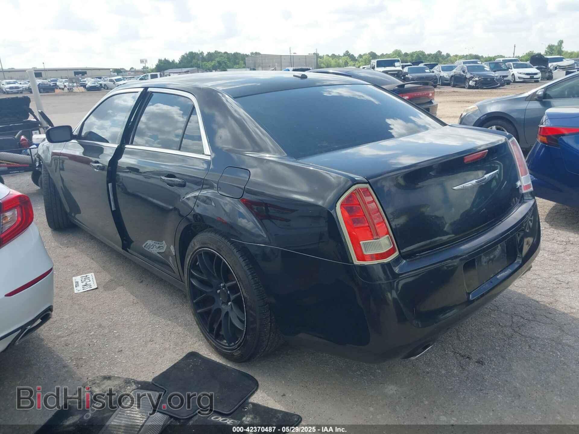 2012 CHRYSLER 300 - VIN: 2C3CCABG4CH279333 - Фото 3